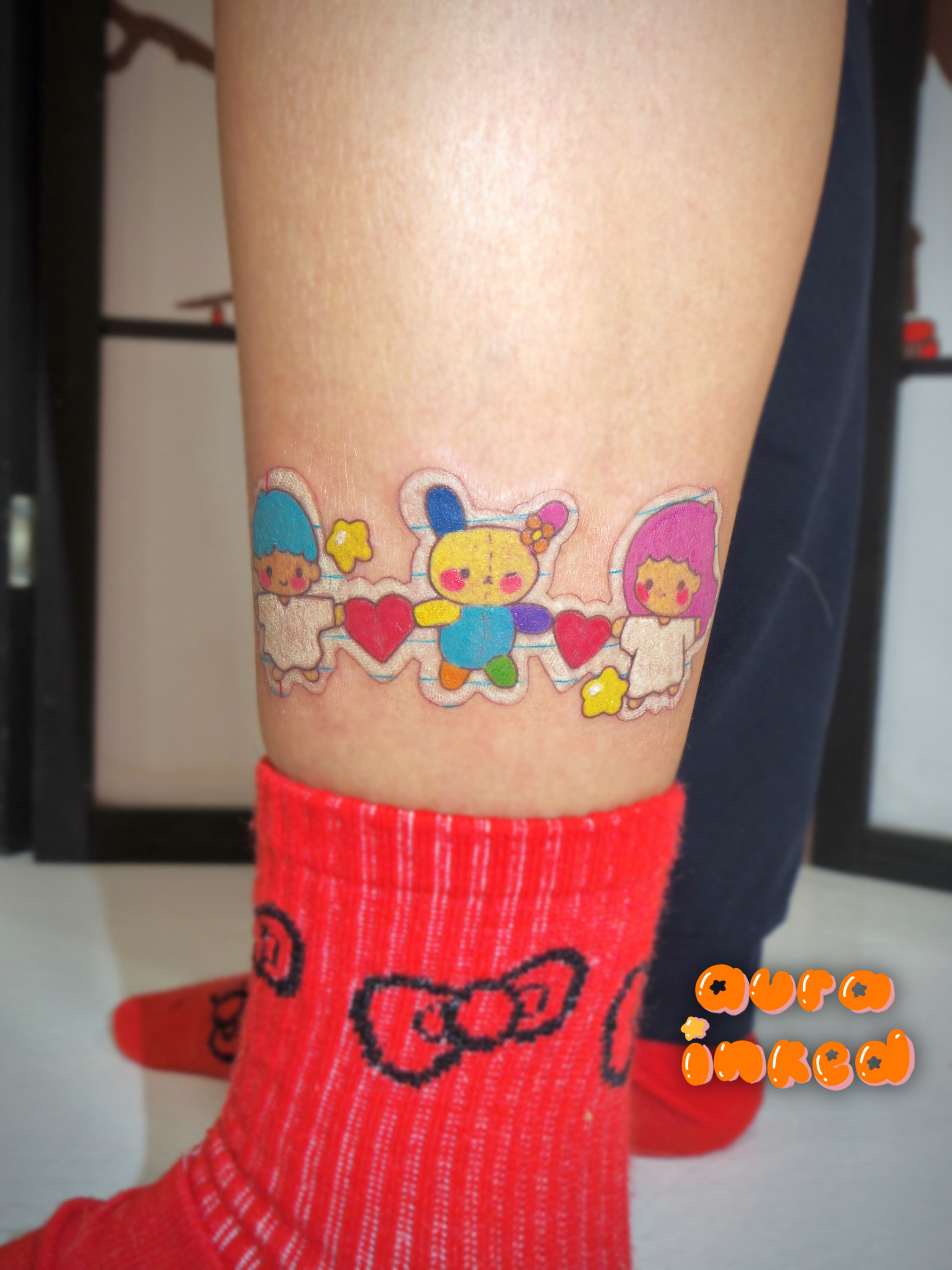 Kawaii characters illustrative tattoo on the calf by Delly ⌯