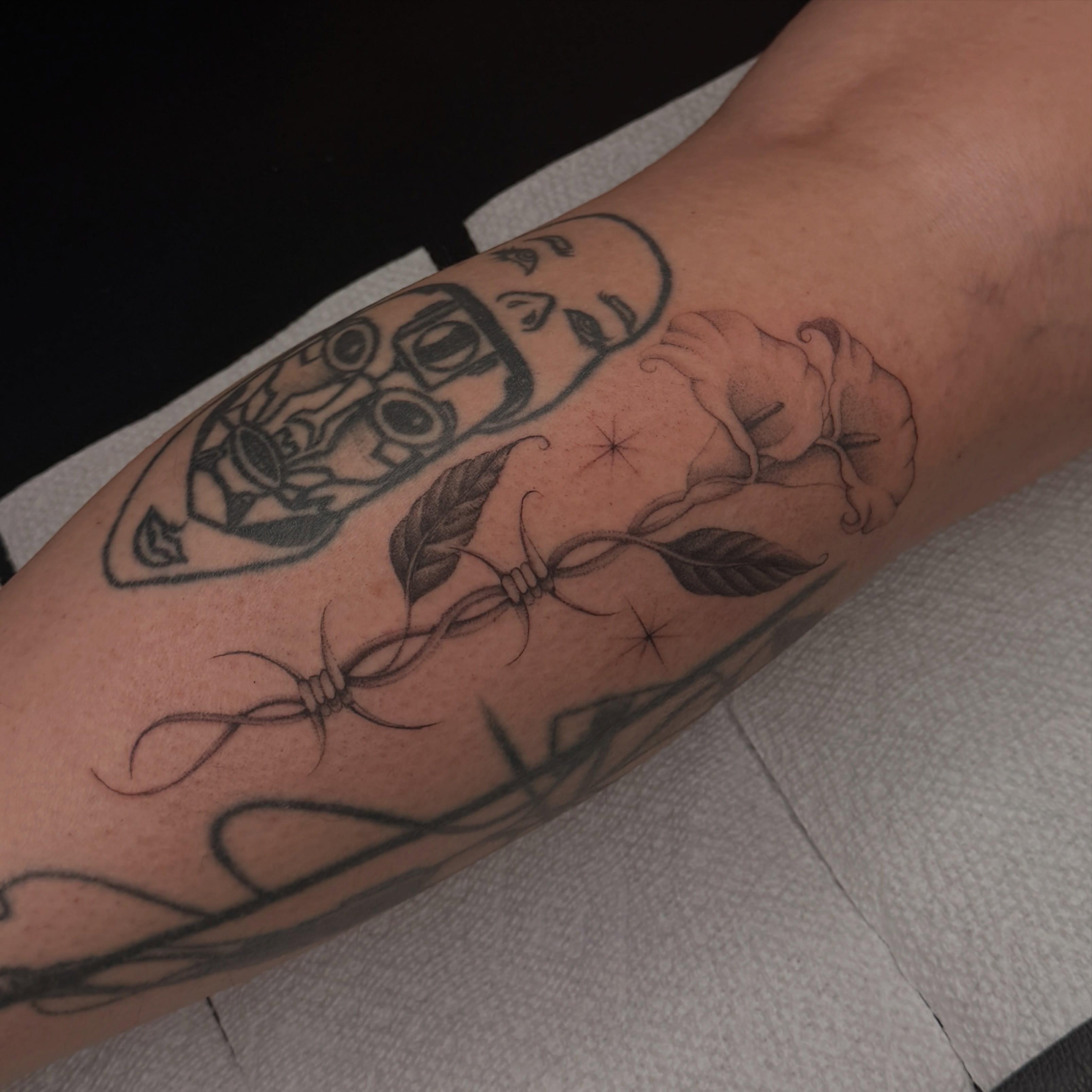 Tattoo by @ashleyworldpeace — black_and_grey