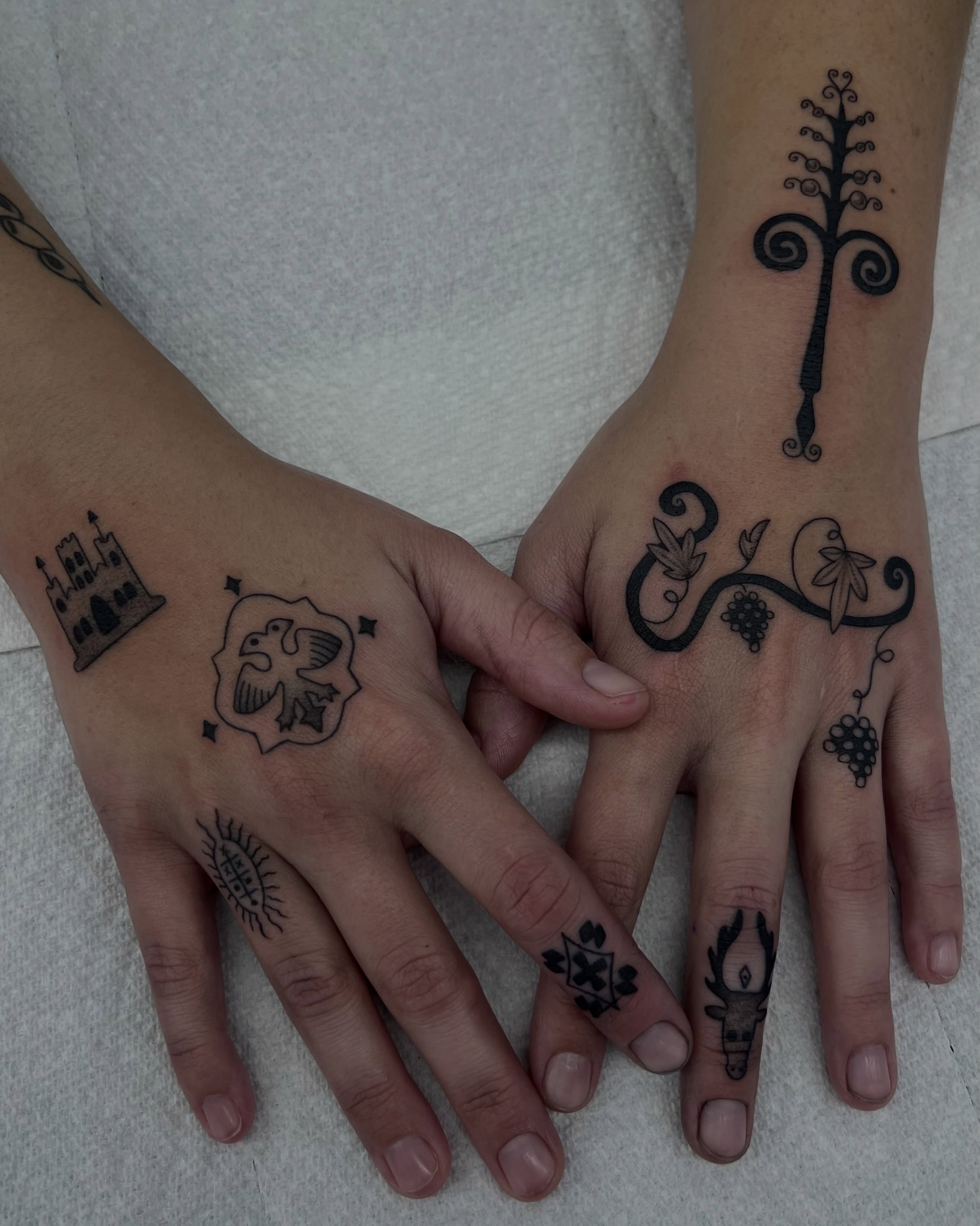 Tattoo by @onionrot — black_and_grey