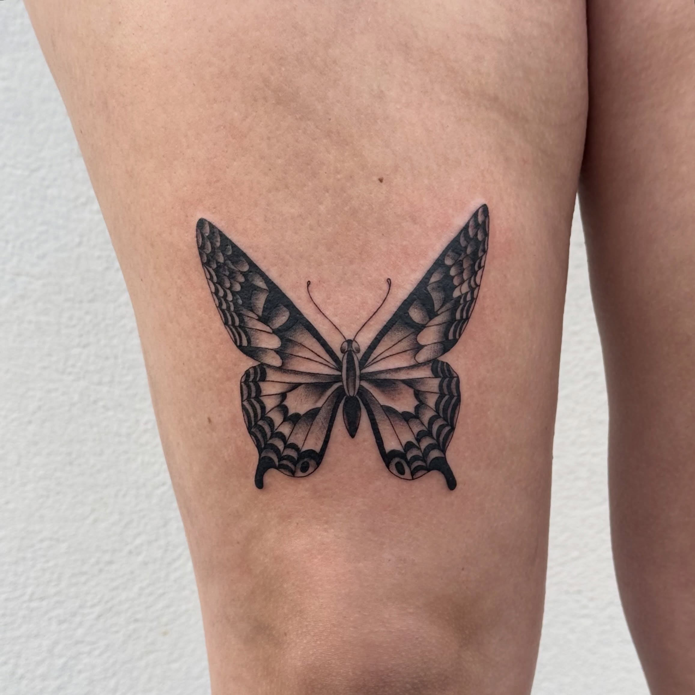 Tattoo by @madisonpaigedavenport — black_and_grey
