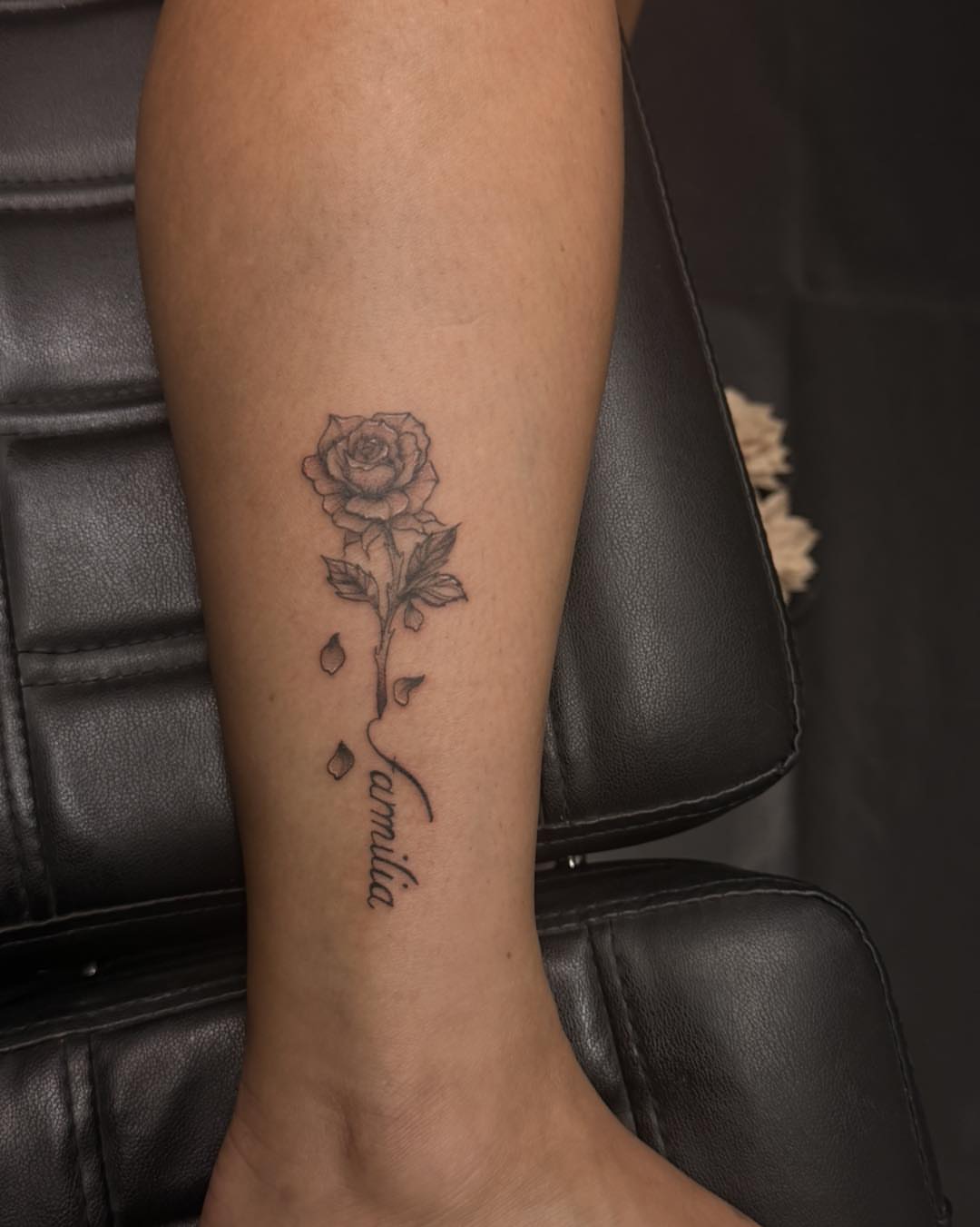 Rose black and grey tattoo on the forearm by Flamboyant