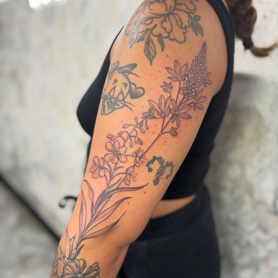 Tattoo by @5am.x.tattoos β black_and_grey