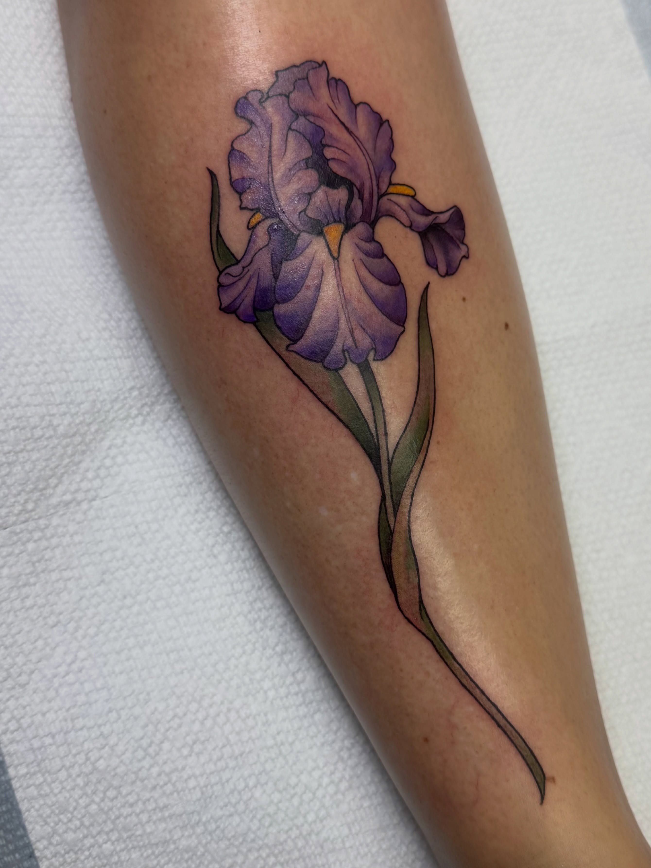 Tattoo by @tattoosbybella — realism