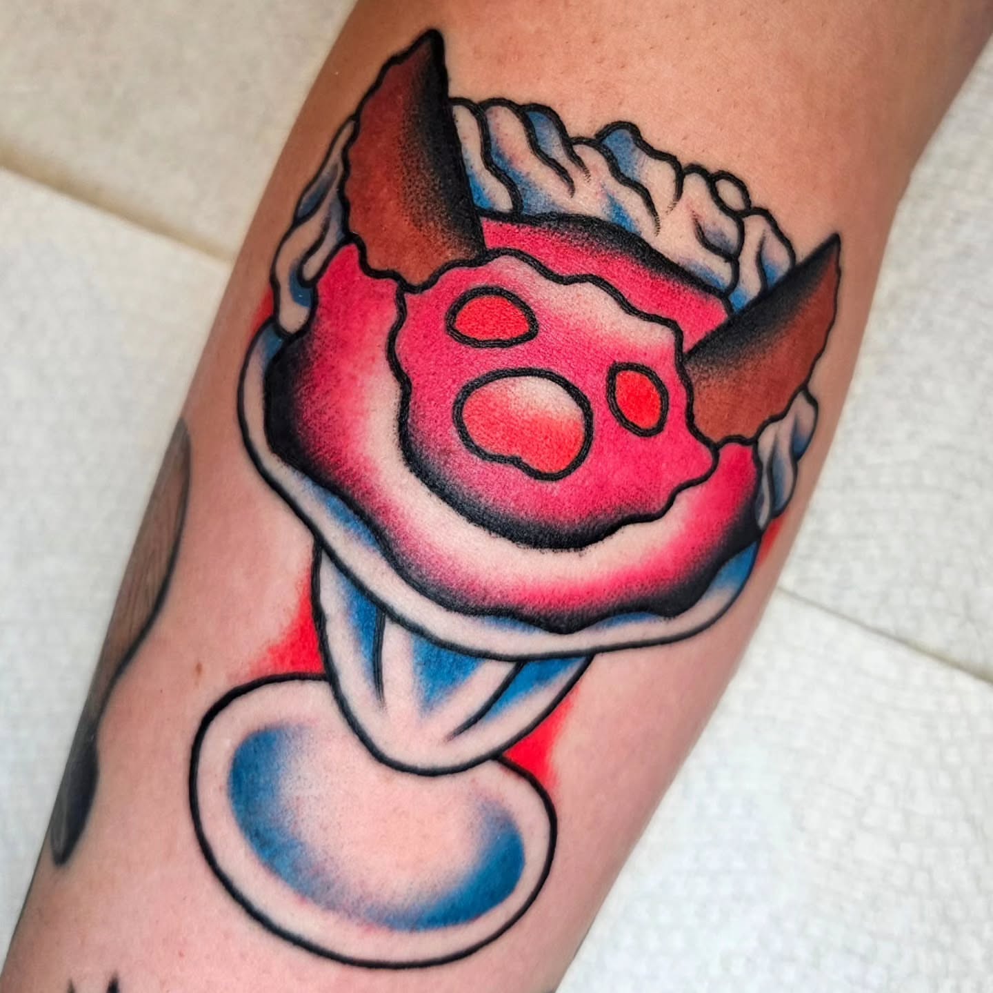 Tattoo by @wazamaniac — american_traditional