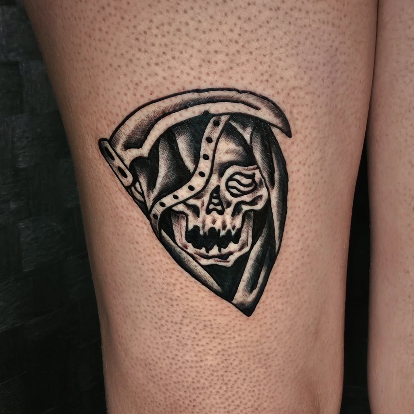 Tattoo by @celinaward — black_and_grey