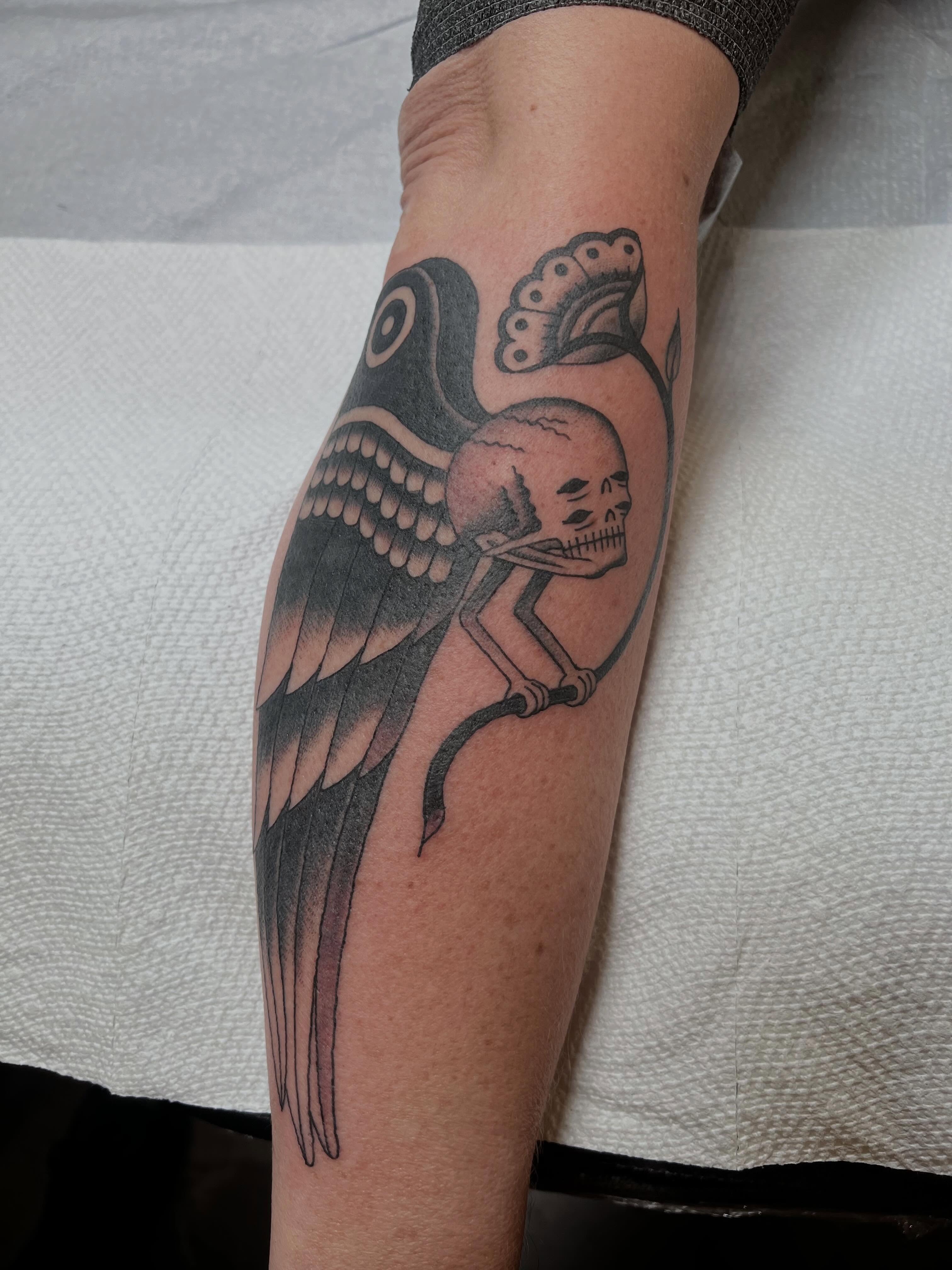 Tattoo by @david_tattselhoff — black_and_grey