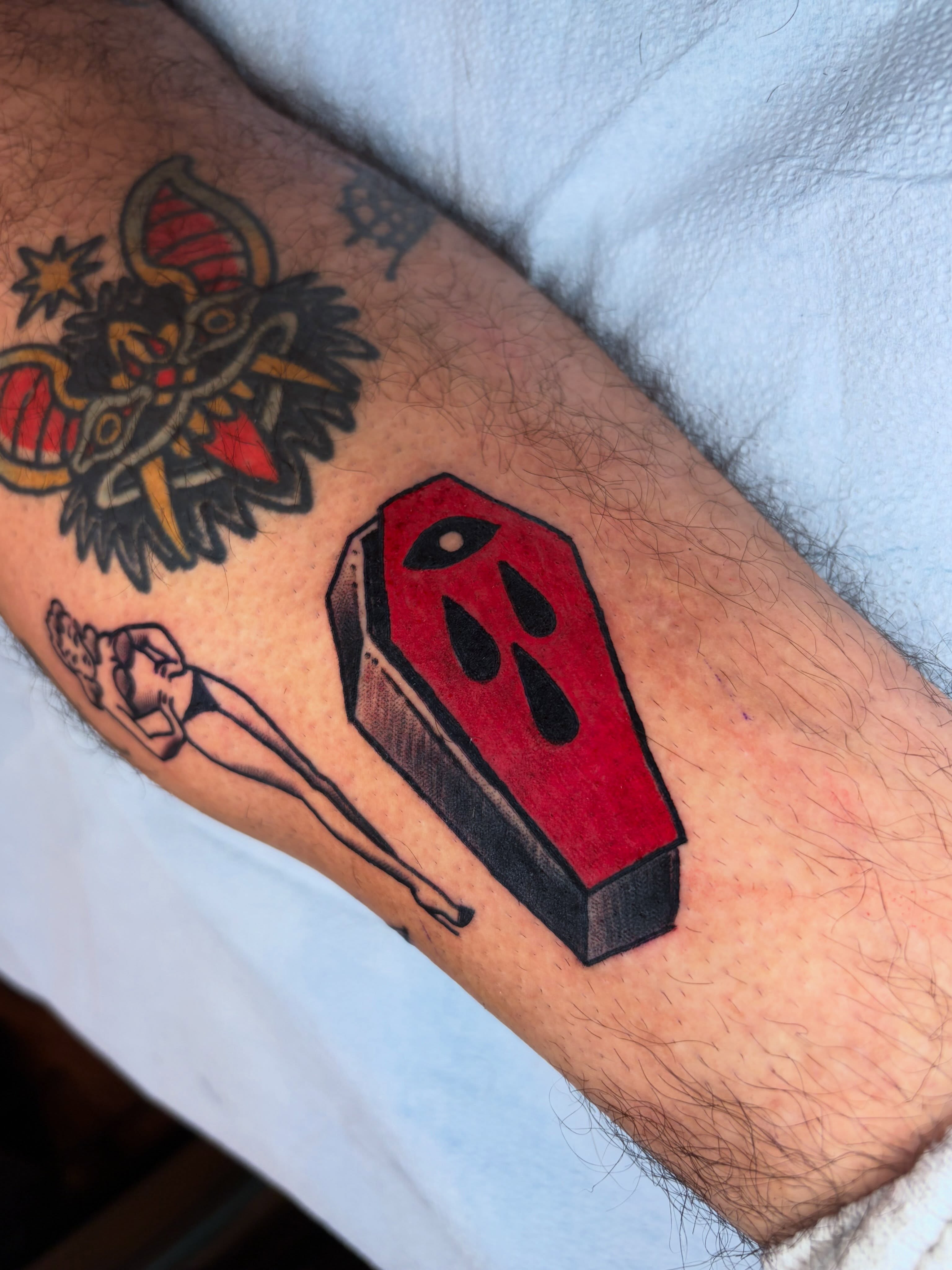 Tattoo by @the.sprouler โ geometric