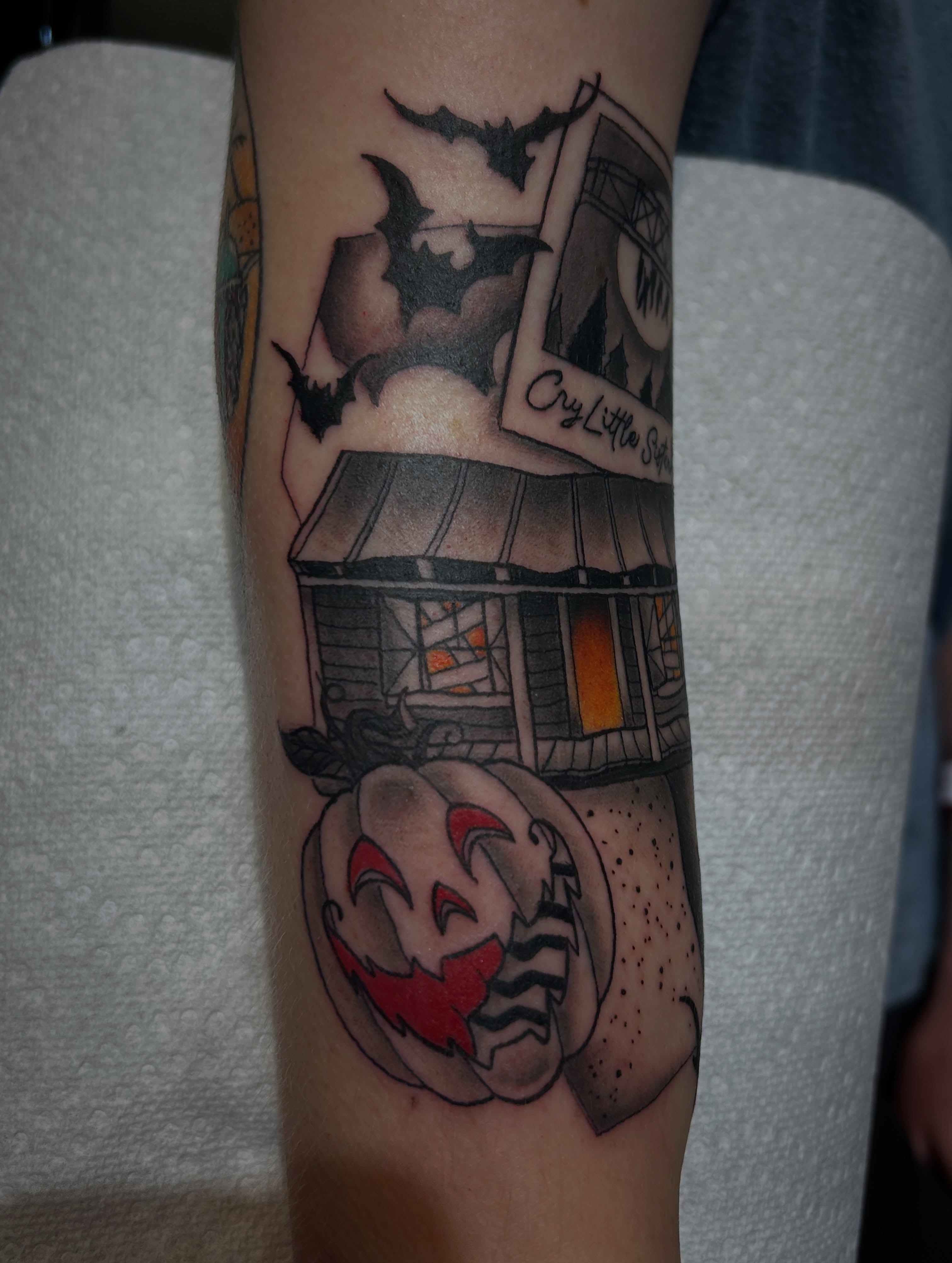 Tattoo by @fortwaynetattoofestival — dark_realism