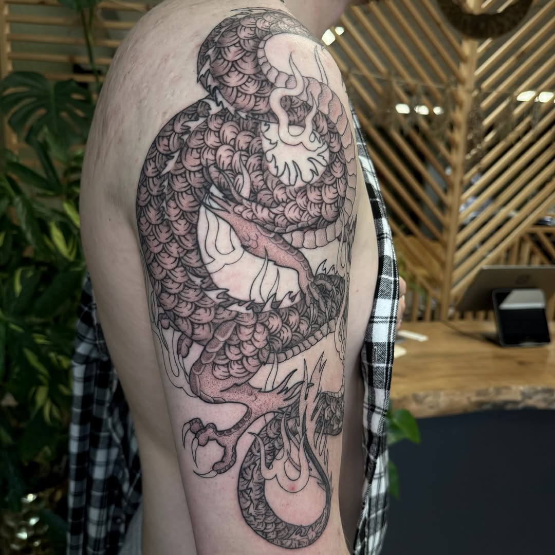 Tattoo by @copaceticink — black_and_grey