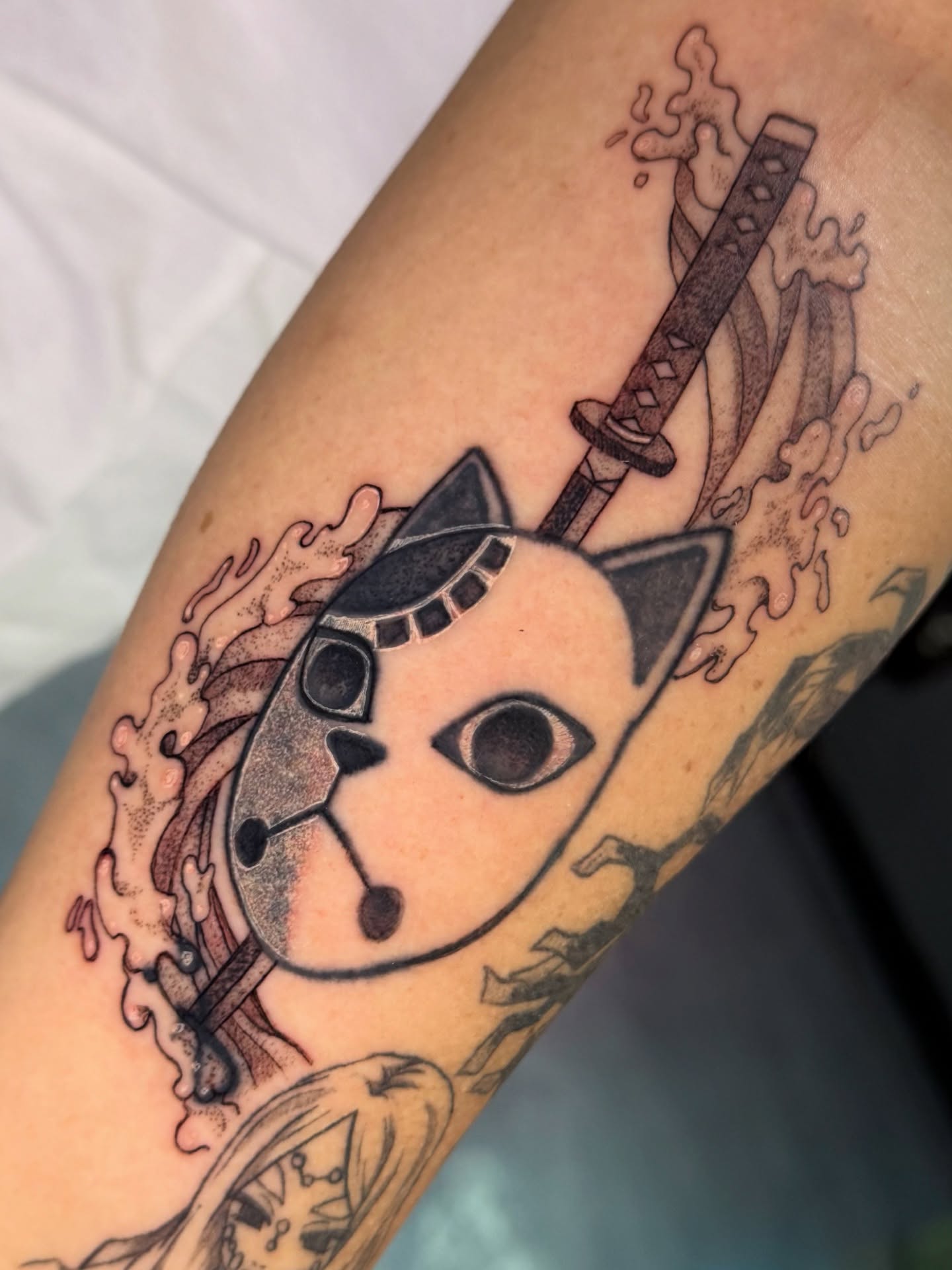 Tattoo by @keybluetattoo — black_and_grey