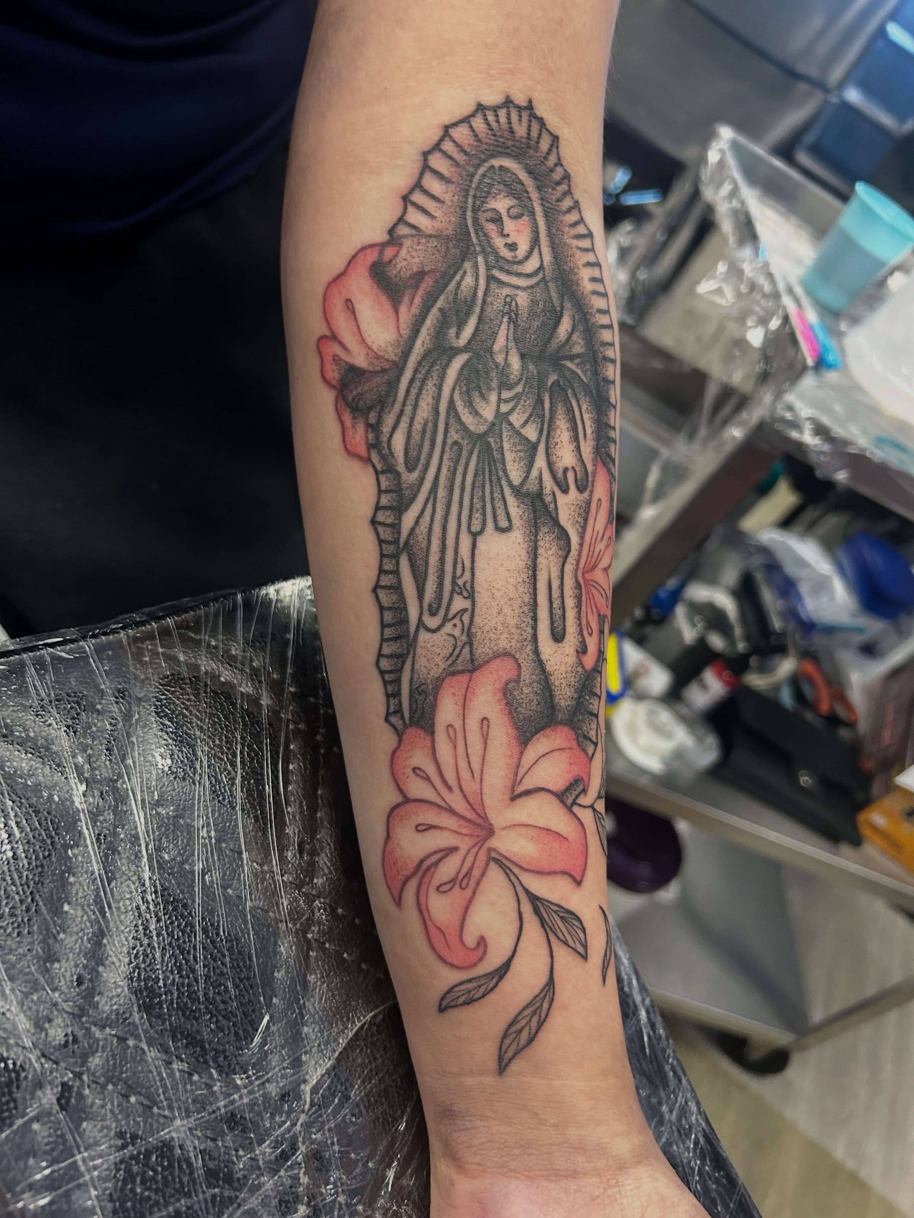Tattoo by @enemytattoo — black_and_grey