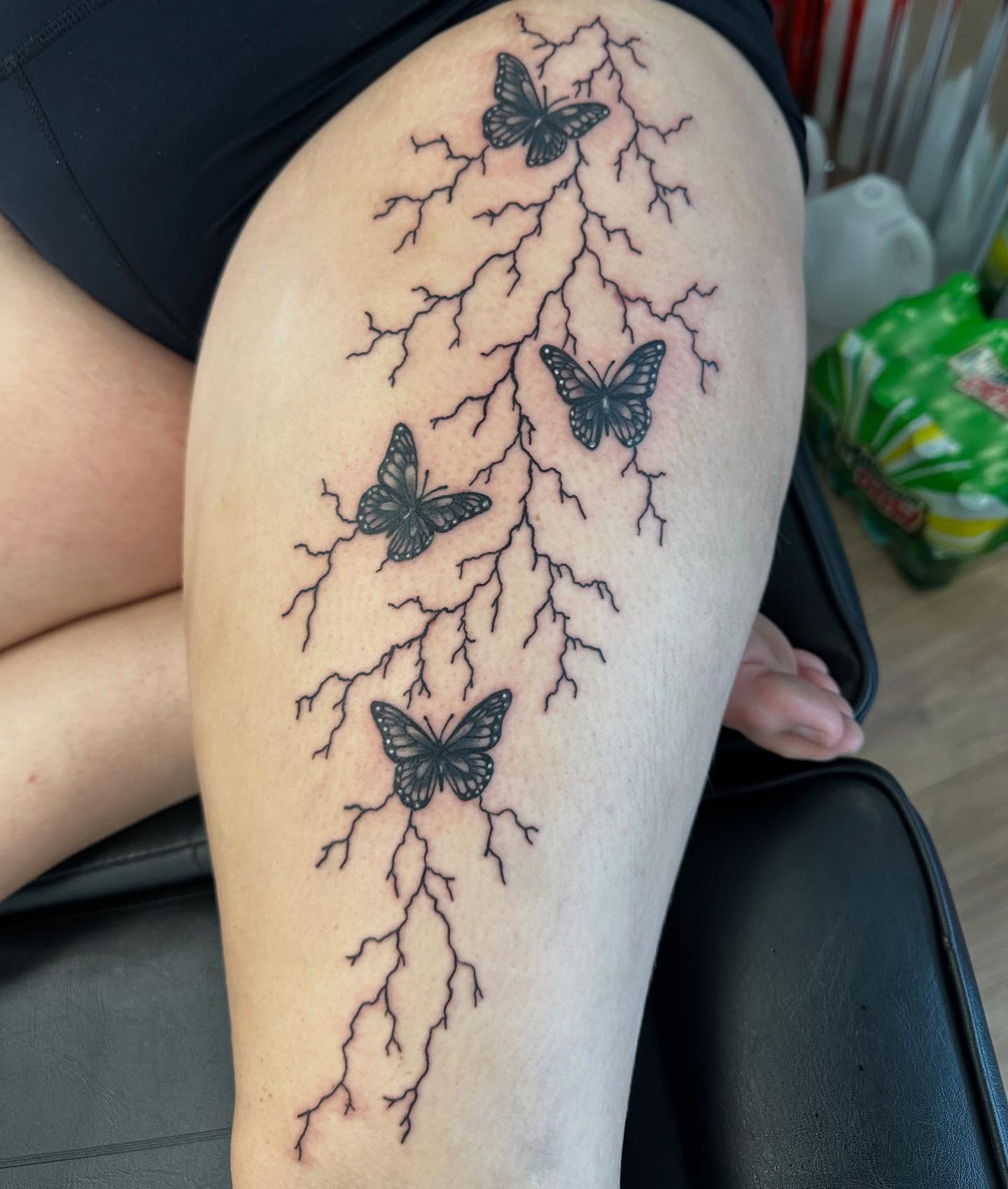 Tattoo by @dsteal03 — black_and_grey