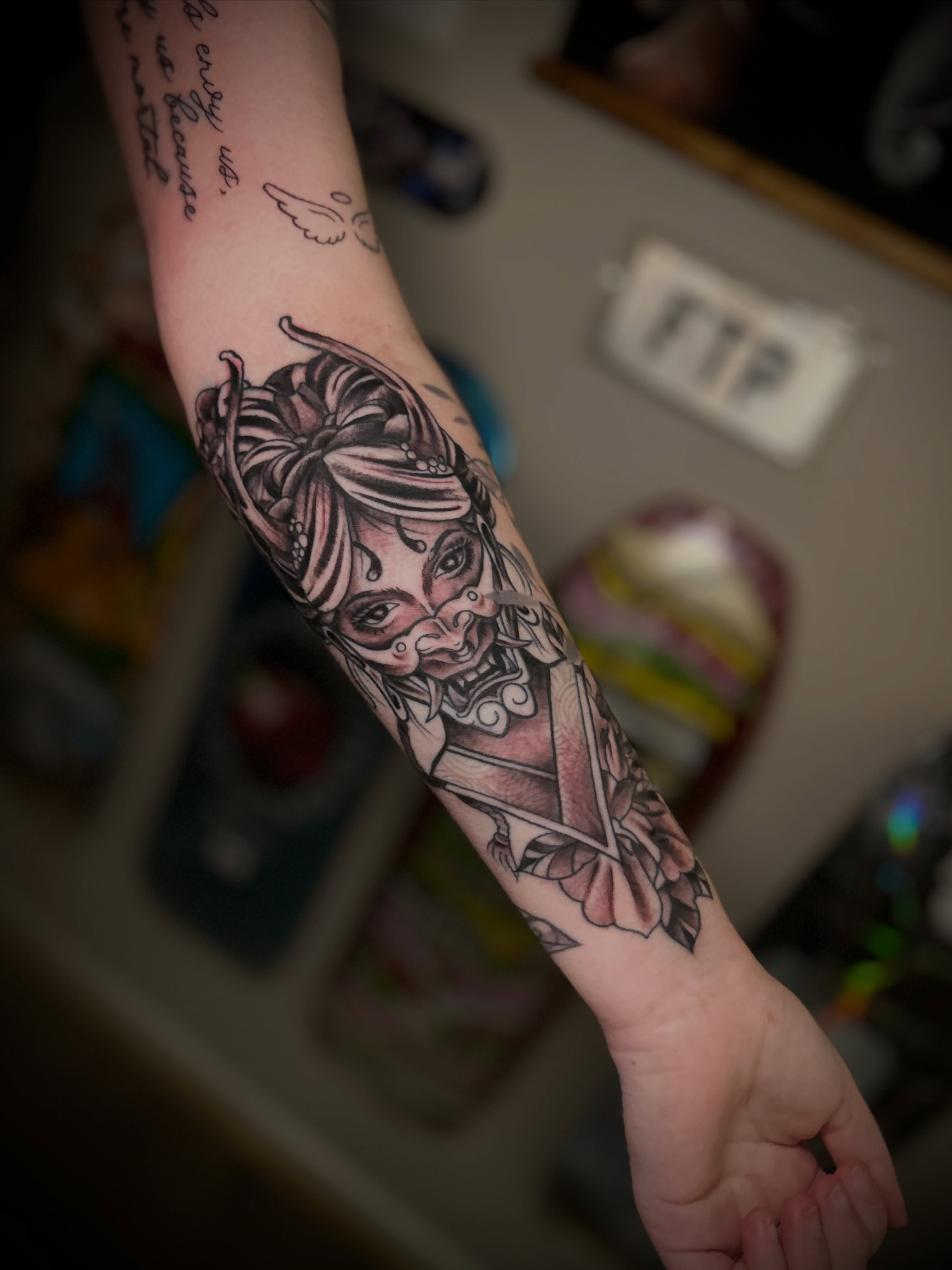 Geisha American traditional tattoo on the forearm by @tatt2st