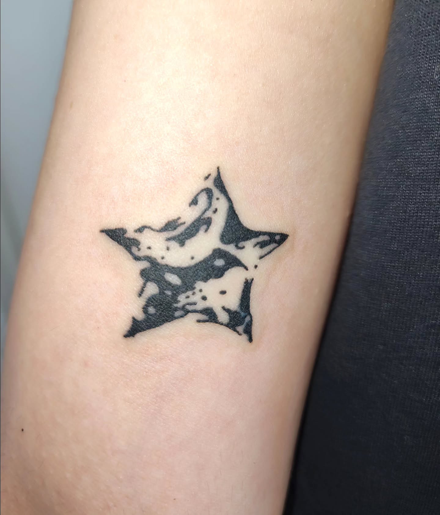 Tattoo by @kittra_ttt — dotwork