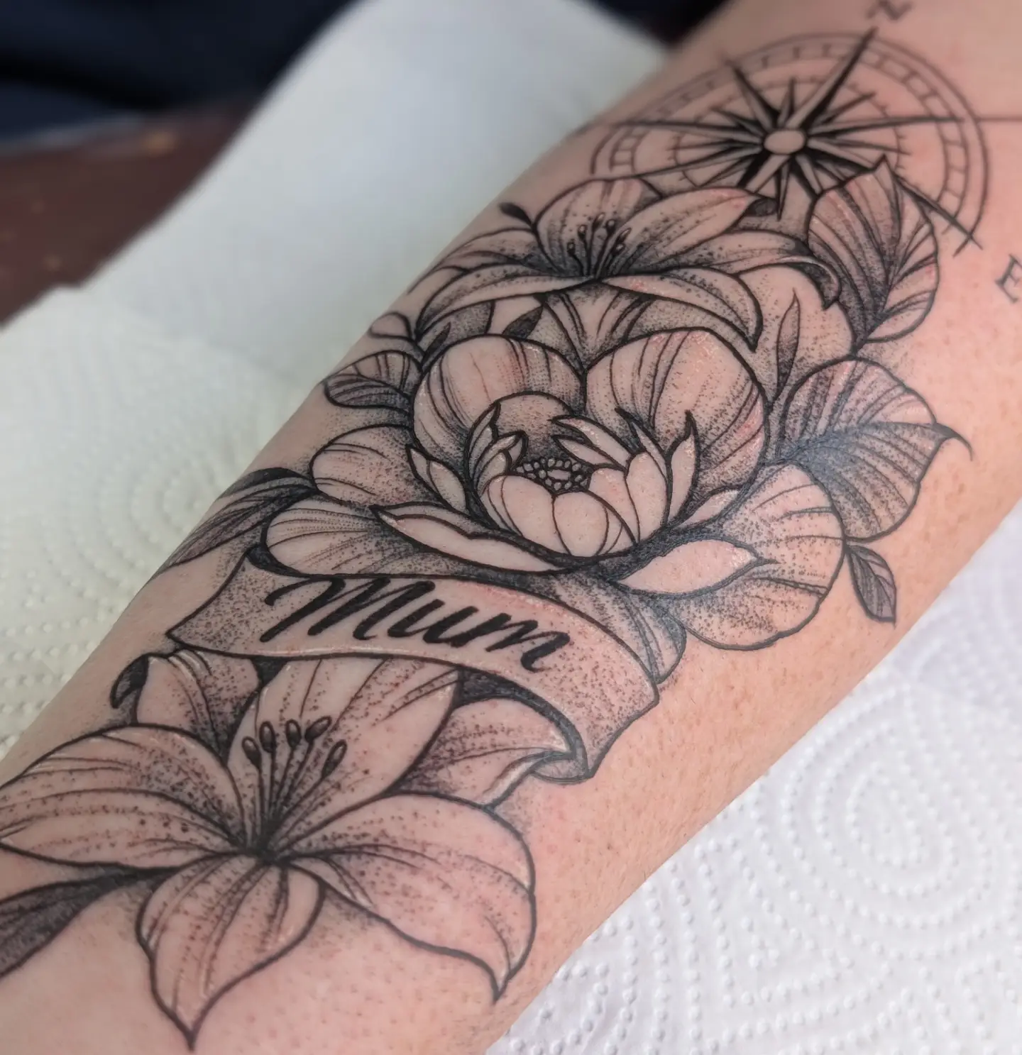 Tattoo by @y_i_n_k — dotwork, black_and_grey