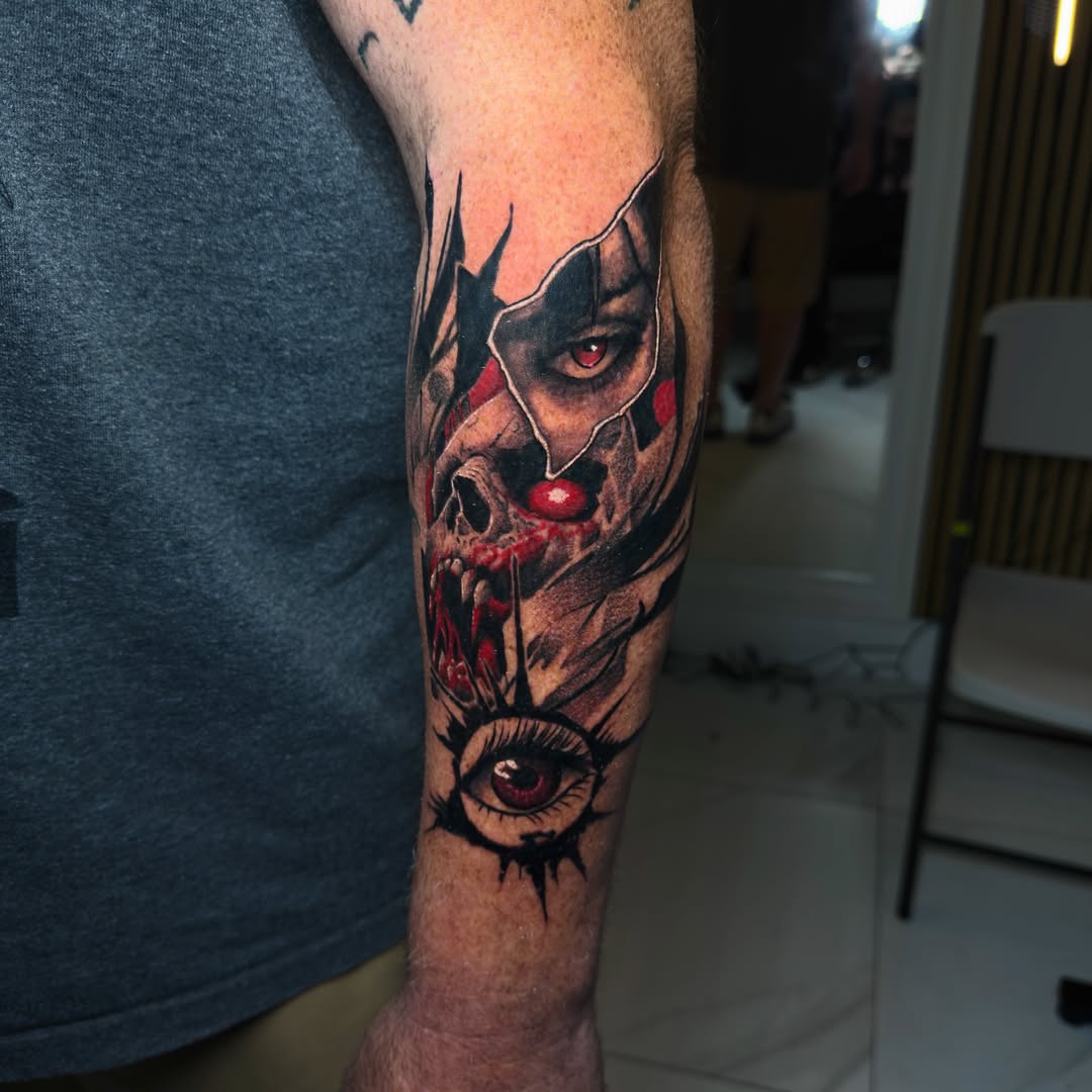 Skull and eye dark realism tattoo on the forearm by David Carras-pol, Miramar, Florida