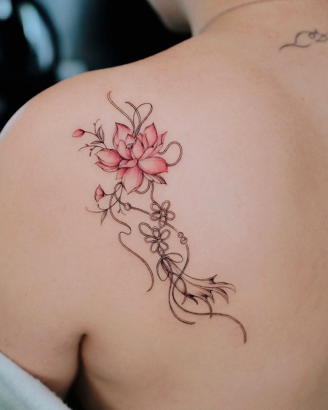 Tattoo by @yeowool_tattooer — fine_line, ornamental