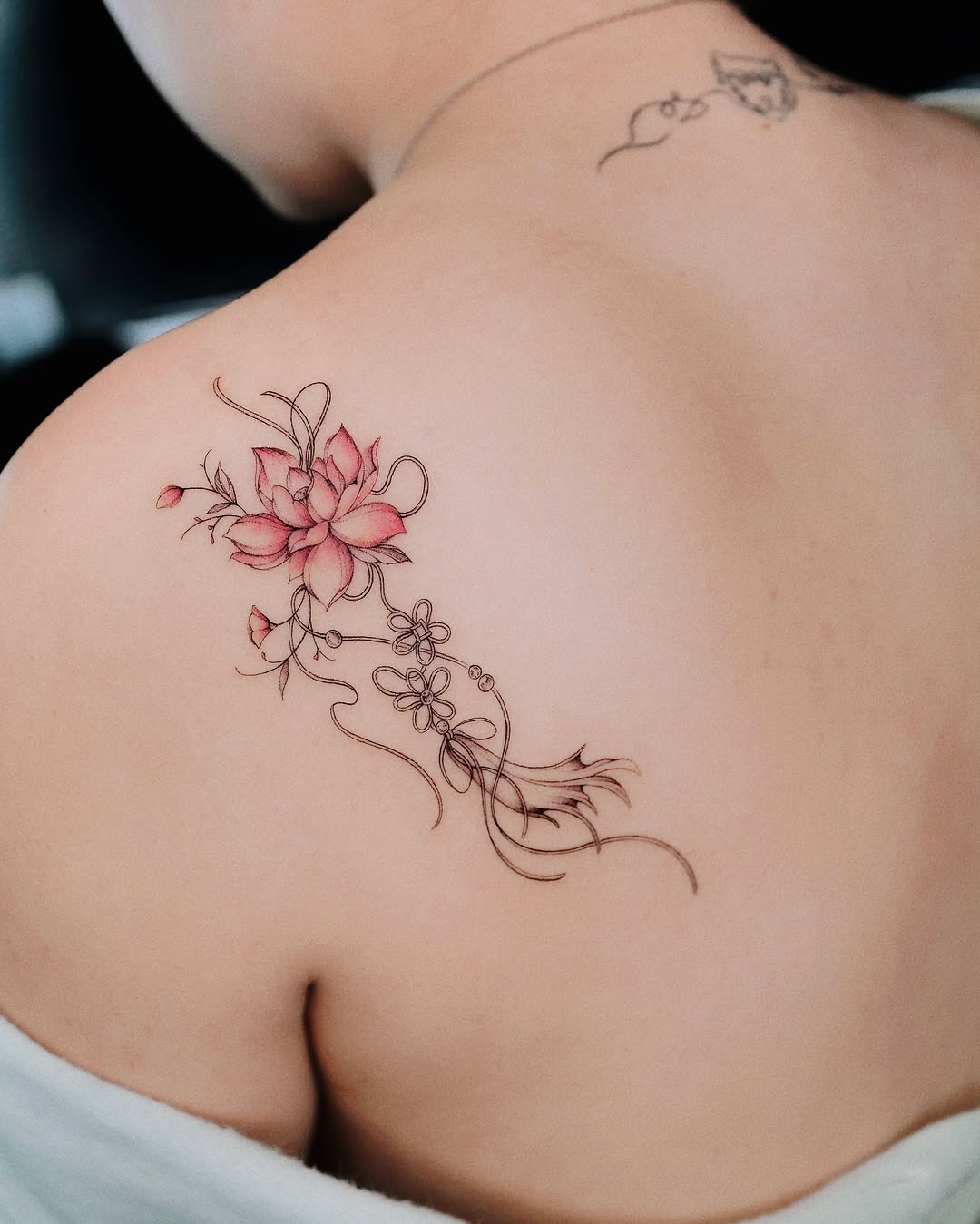 Tattoo by @yeowool_tattooer — fine_line