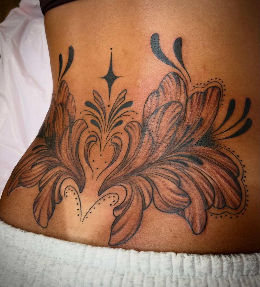 Tattoo by @aves_inks — black_and_grey