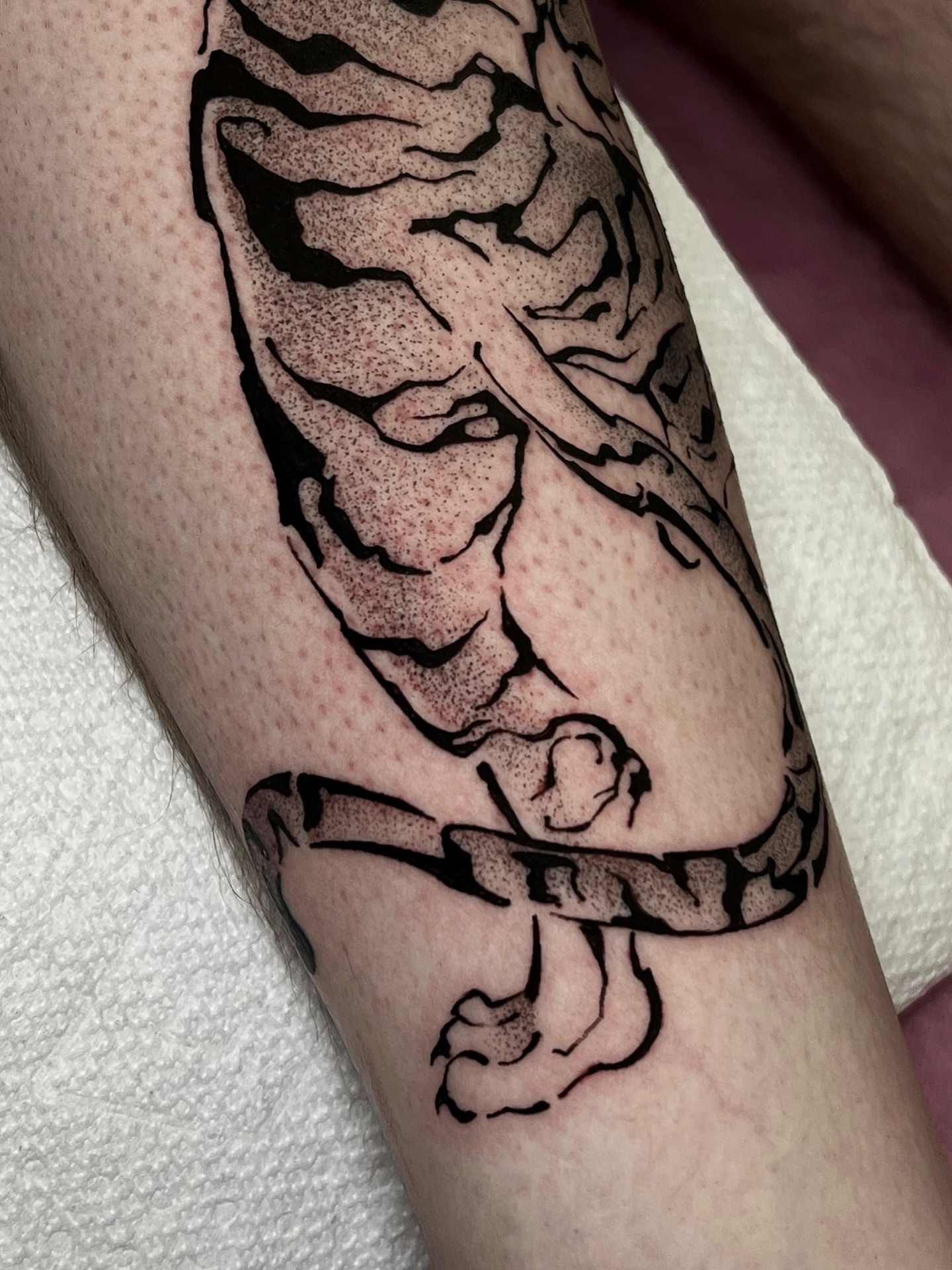 Tiger dotwork tattoo on the forearm by Tehnaya