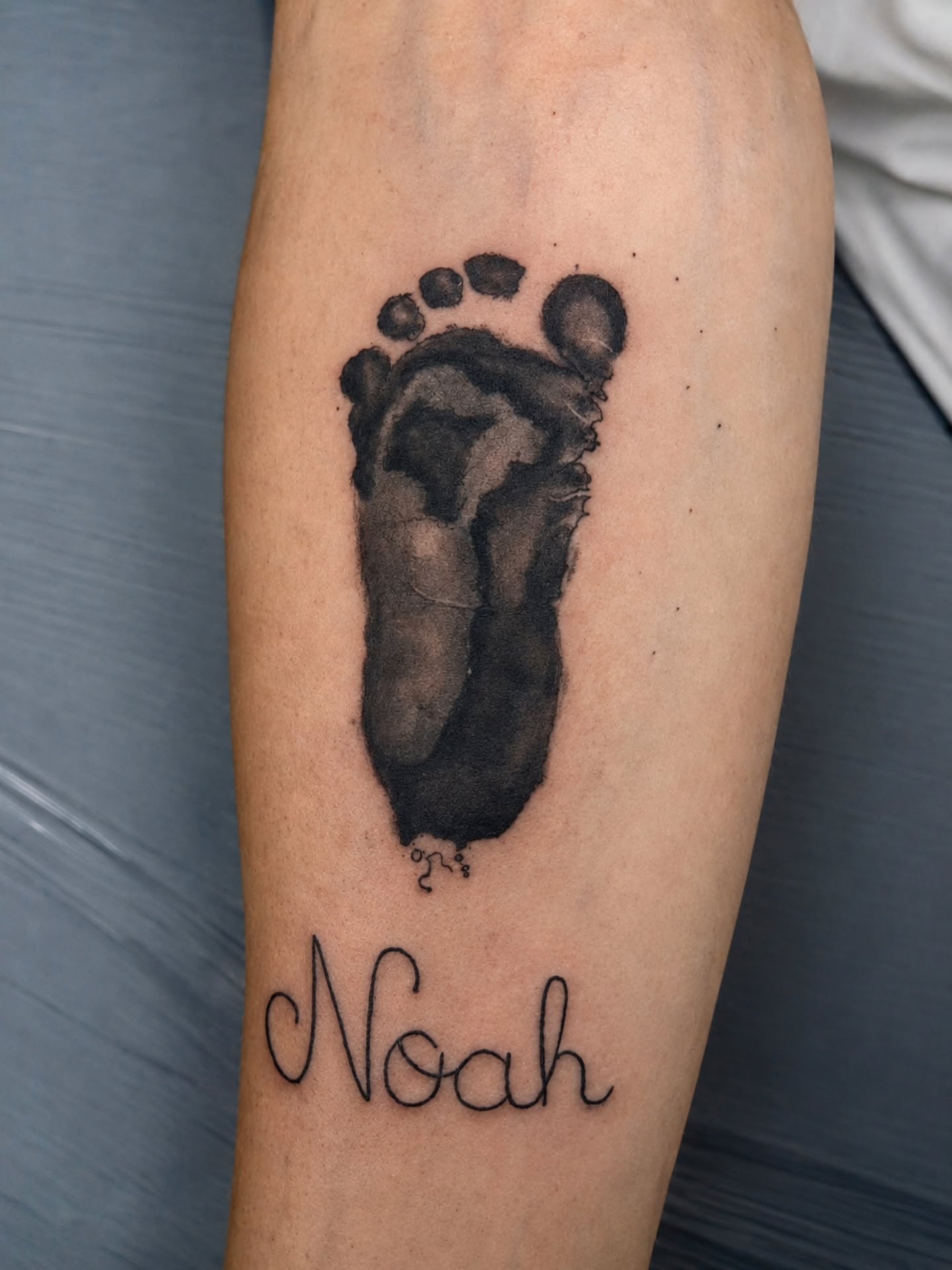 Tattoo by @sarahsilva.tattoo2 — black_and_grey
