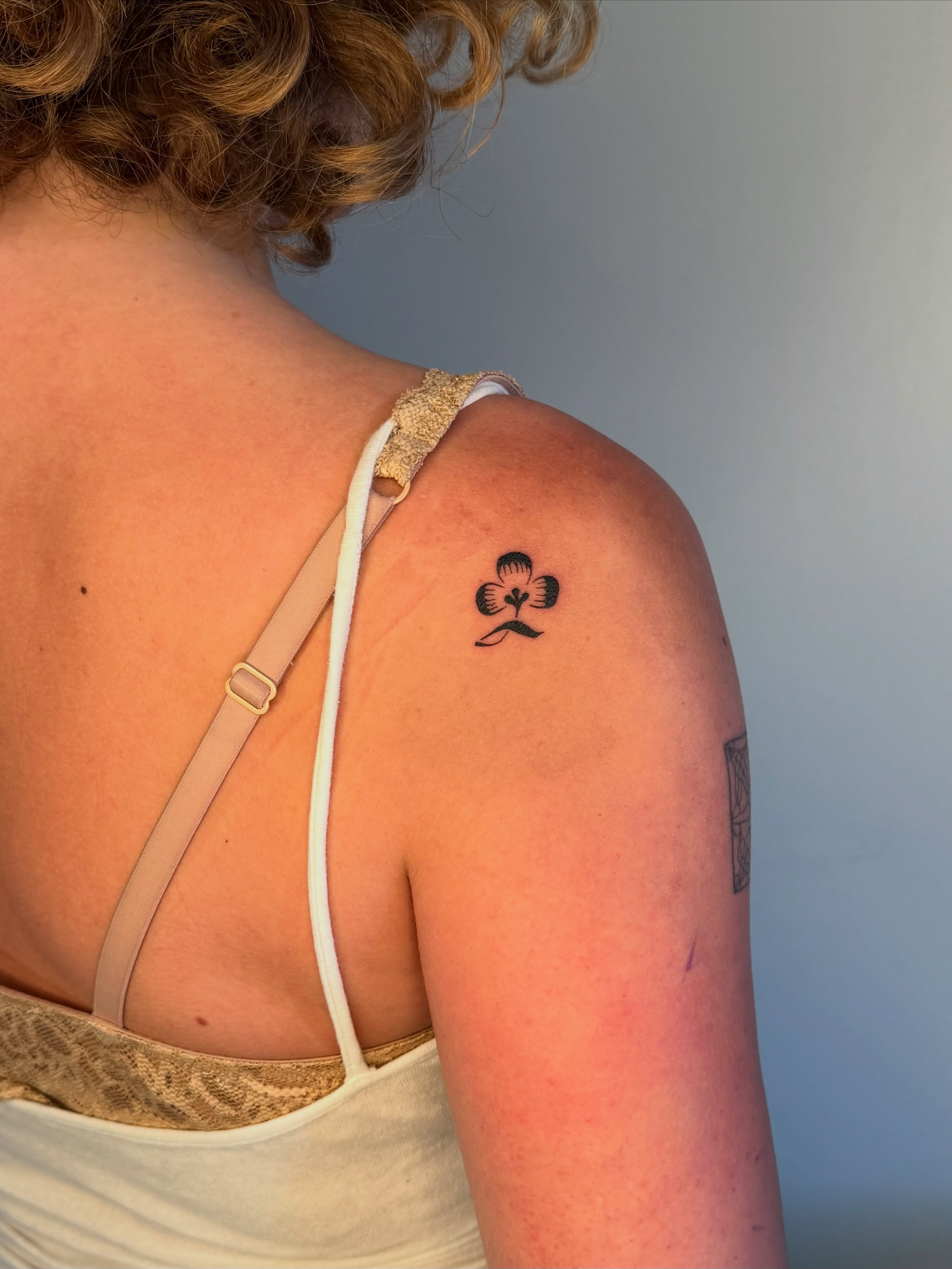 Flower black and grey tattoo on the shoulder by ♤ Catherine Stengel ♤