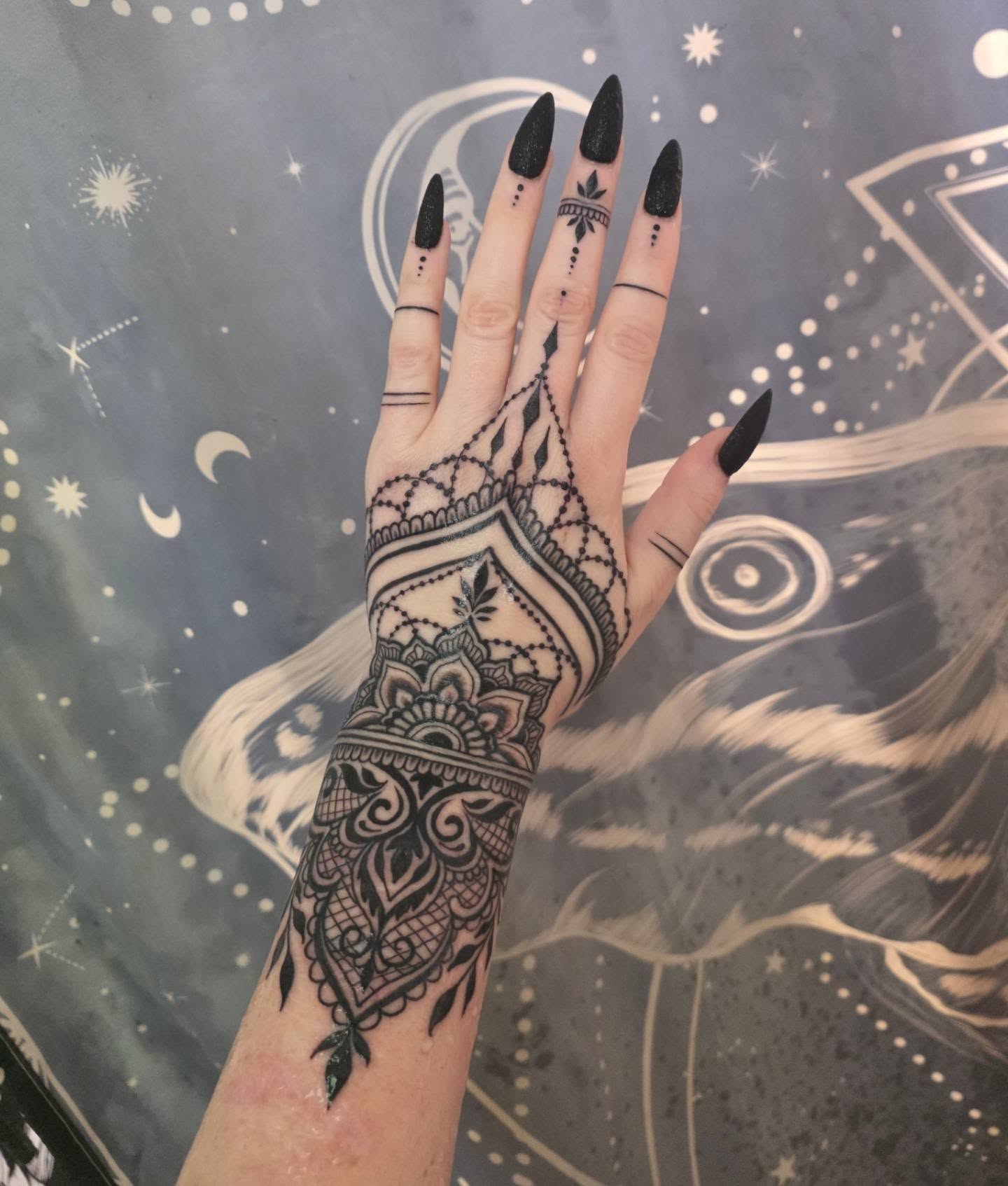 Tattoo by @tatsbykyra1 โ black_and_grey, ornamental