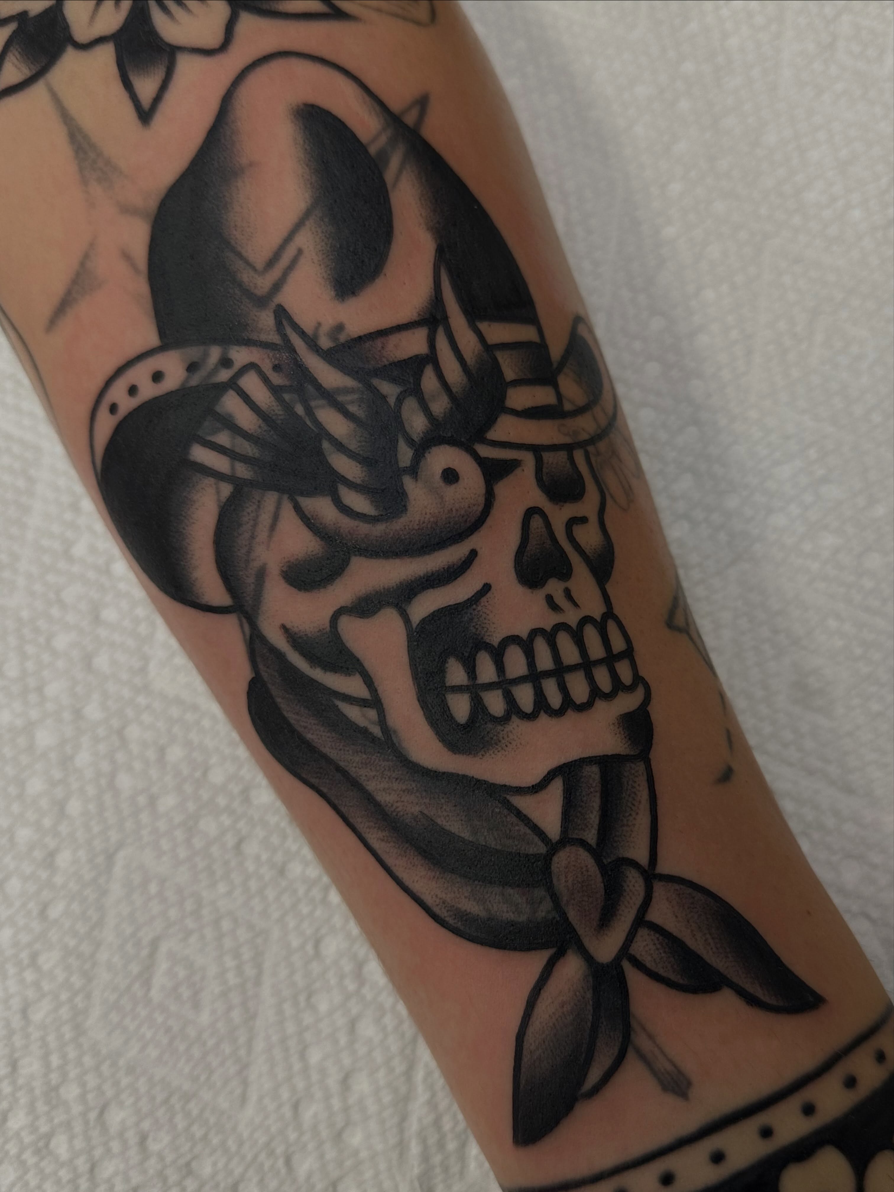 Tattoo by @alvatattoo_ — american_traditional