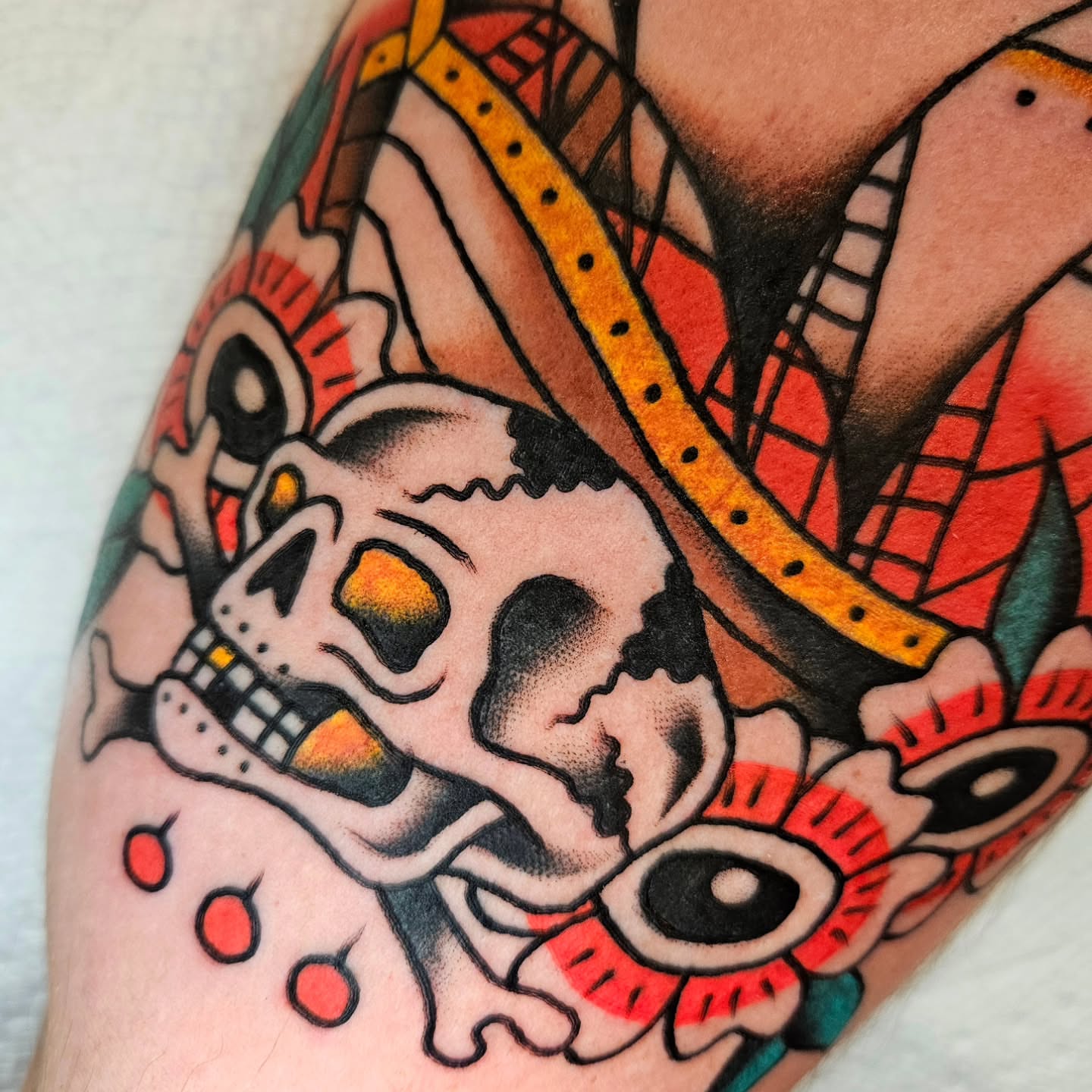 Tattoo by @wazamaniac — american_traditional