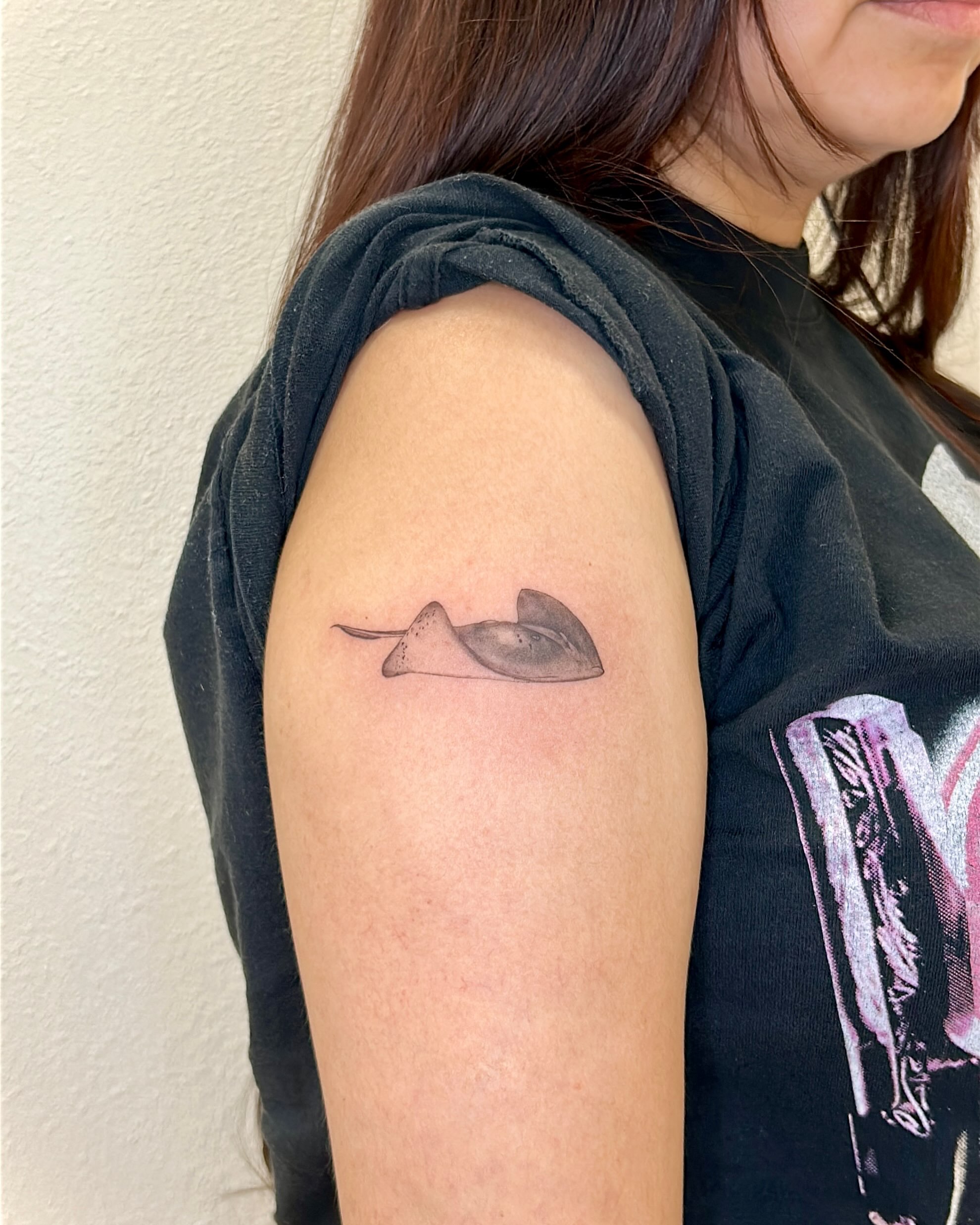 Tattoo by @tsuinami.tattoos — black_and_grey