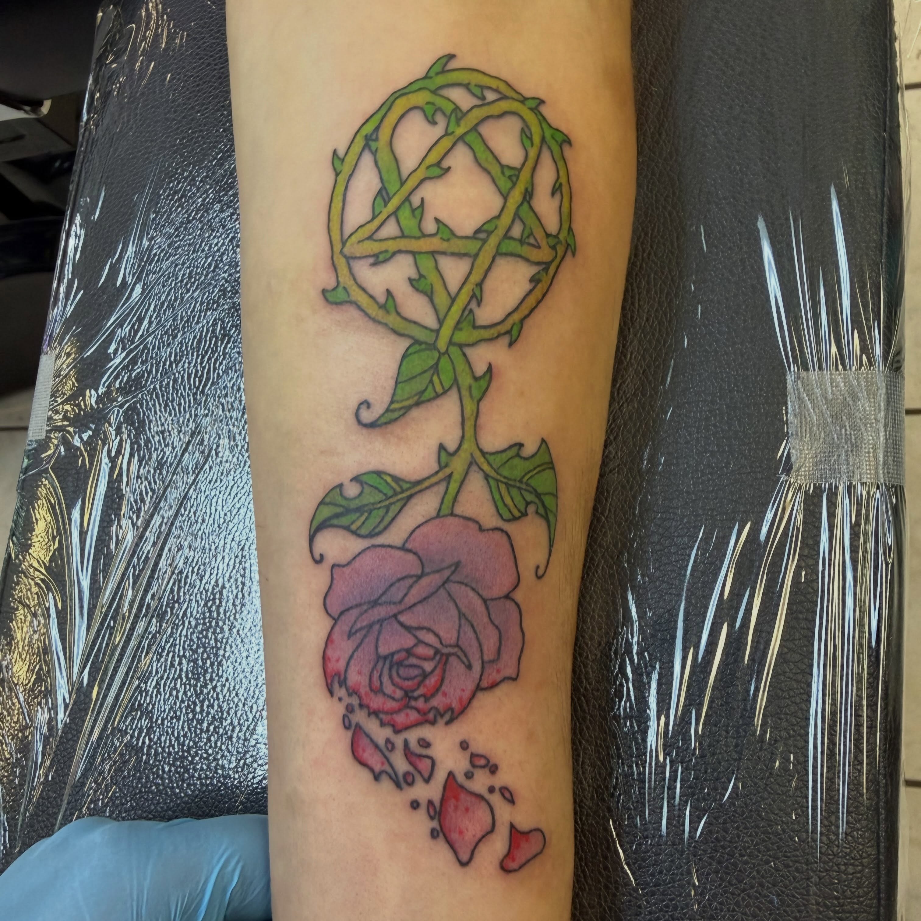 Rose with thorns neo-traditional tattoo on the forearm by Shan 🤘 Tattoo Artist ⚡️ MN 🌲