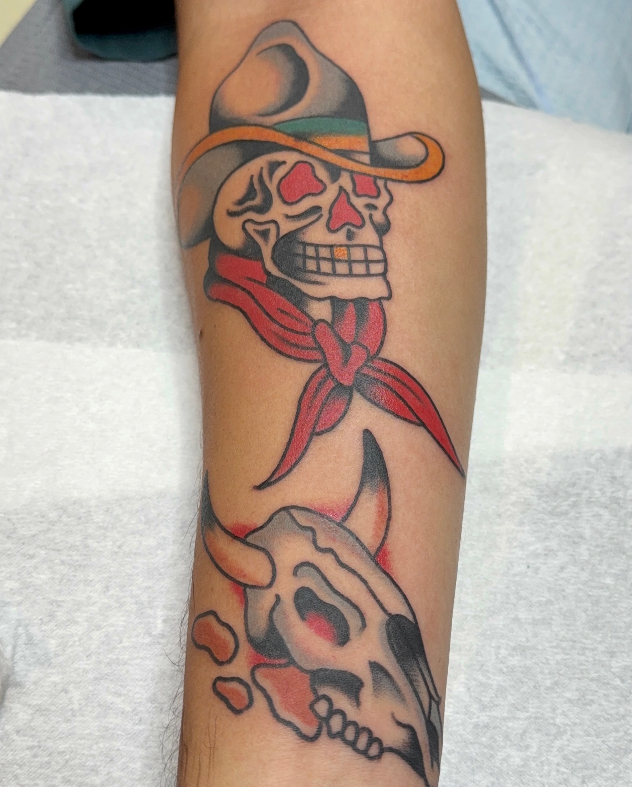 Tattoo by @sailorzactattoos β american_traditional