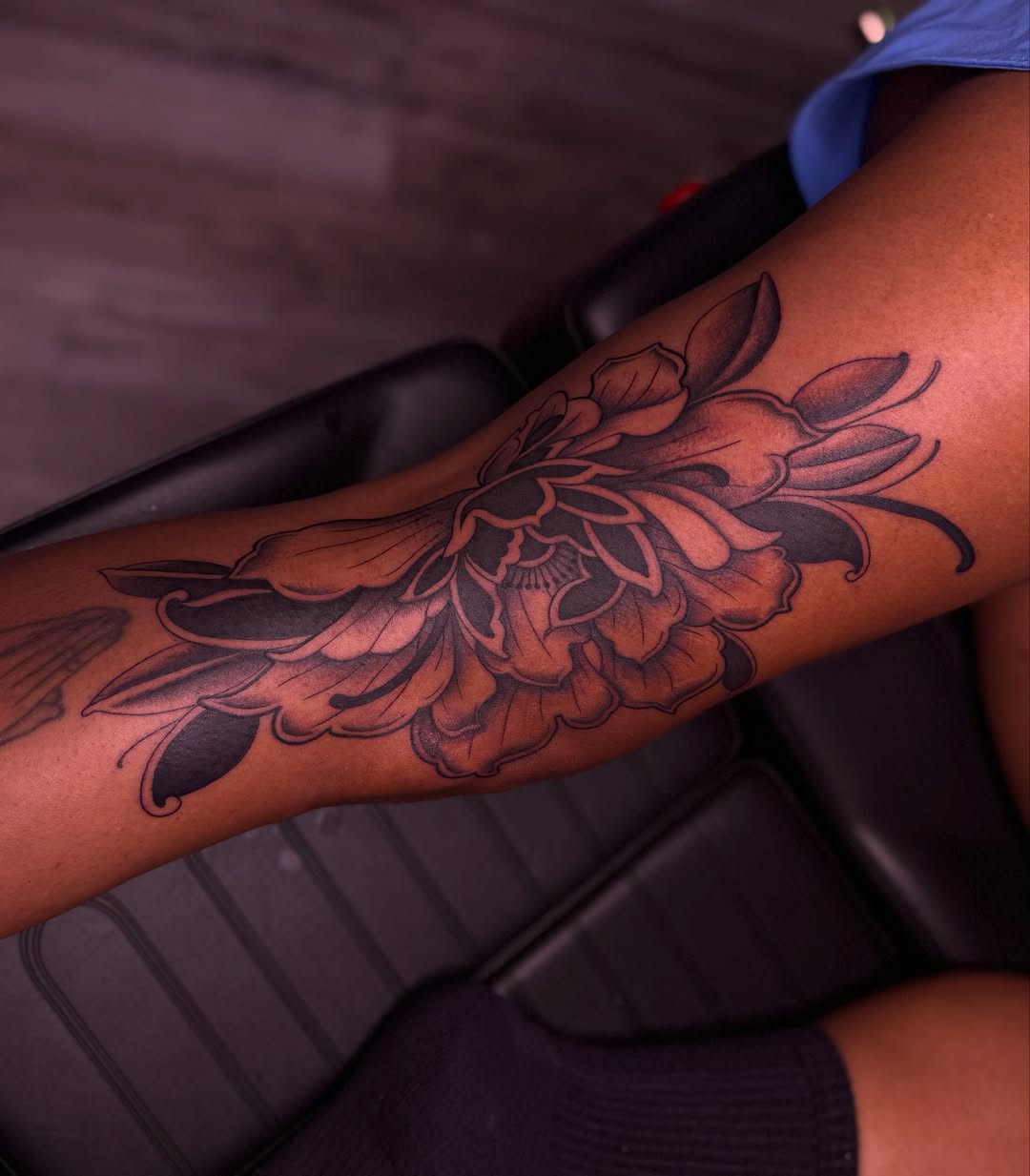 Tattoo by @divi.nediamonds — black_and_grey