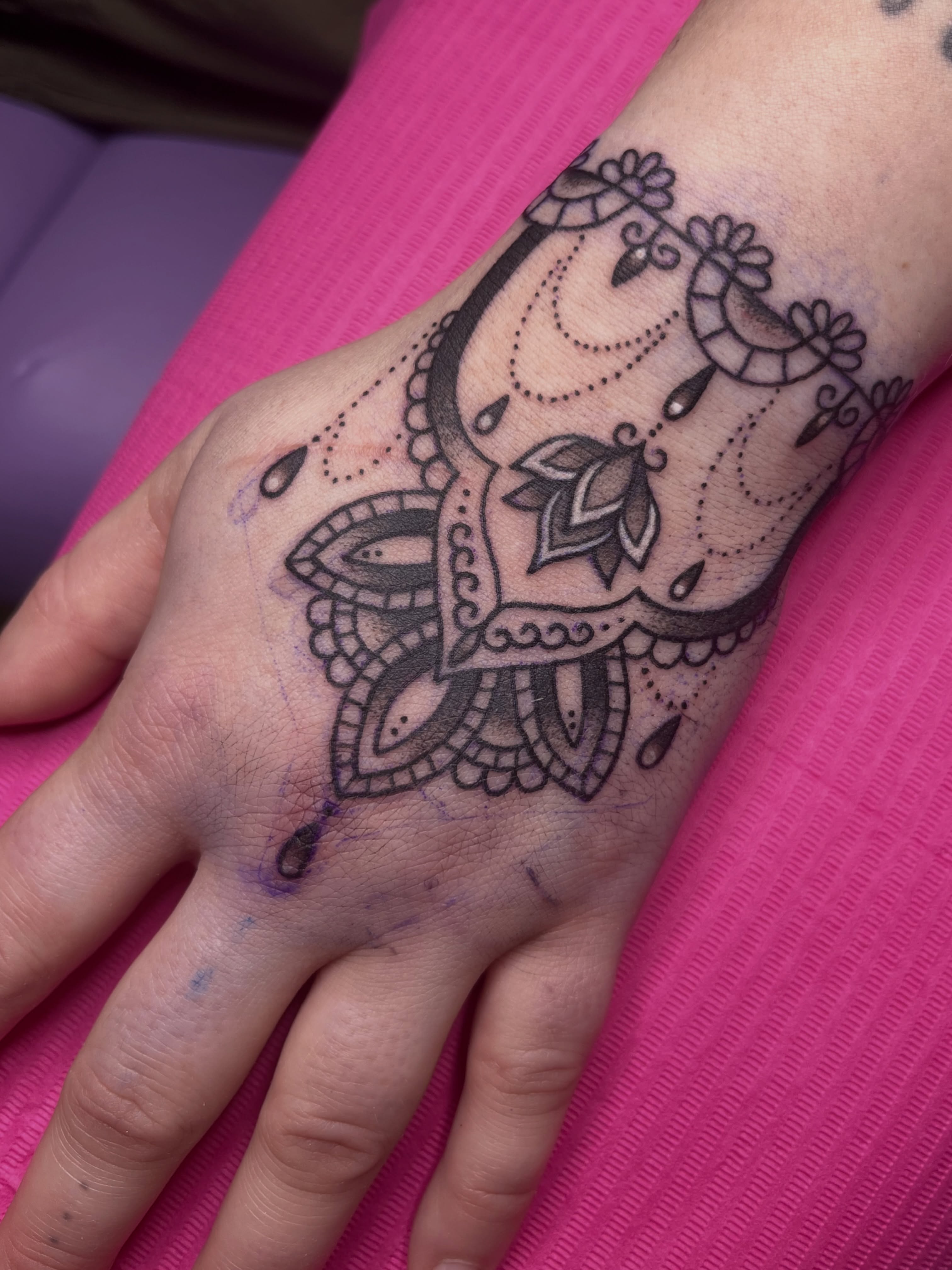 Mandala dotwork tattoo on the hand by Cincinnati Tattoo Artist, Cincinnati