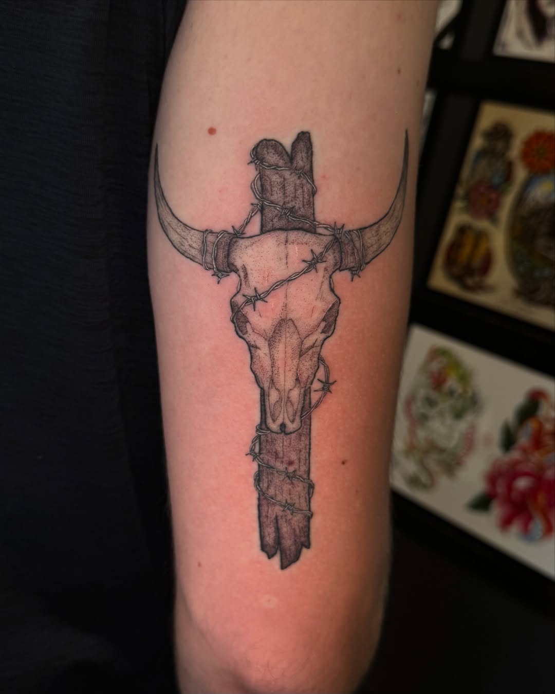 Tattoo by @caitlinjanicek β black_and_grey
