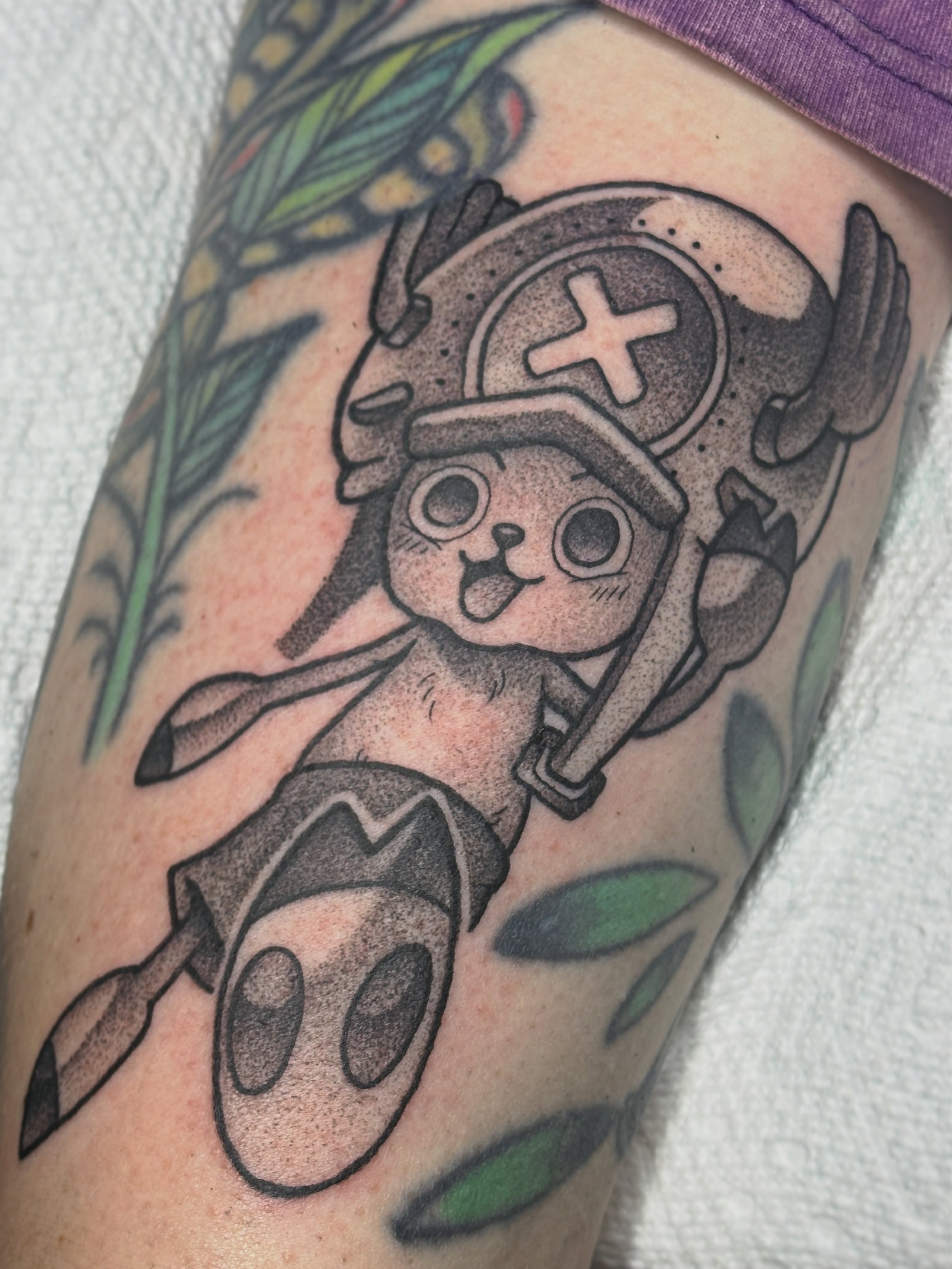 Tattoo by @hhaylayy — american_traditional