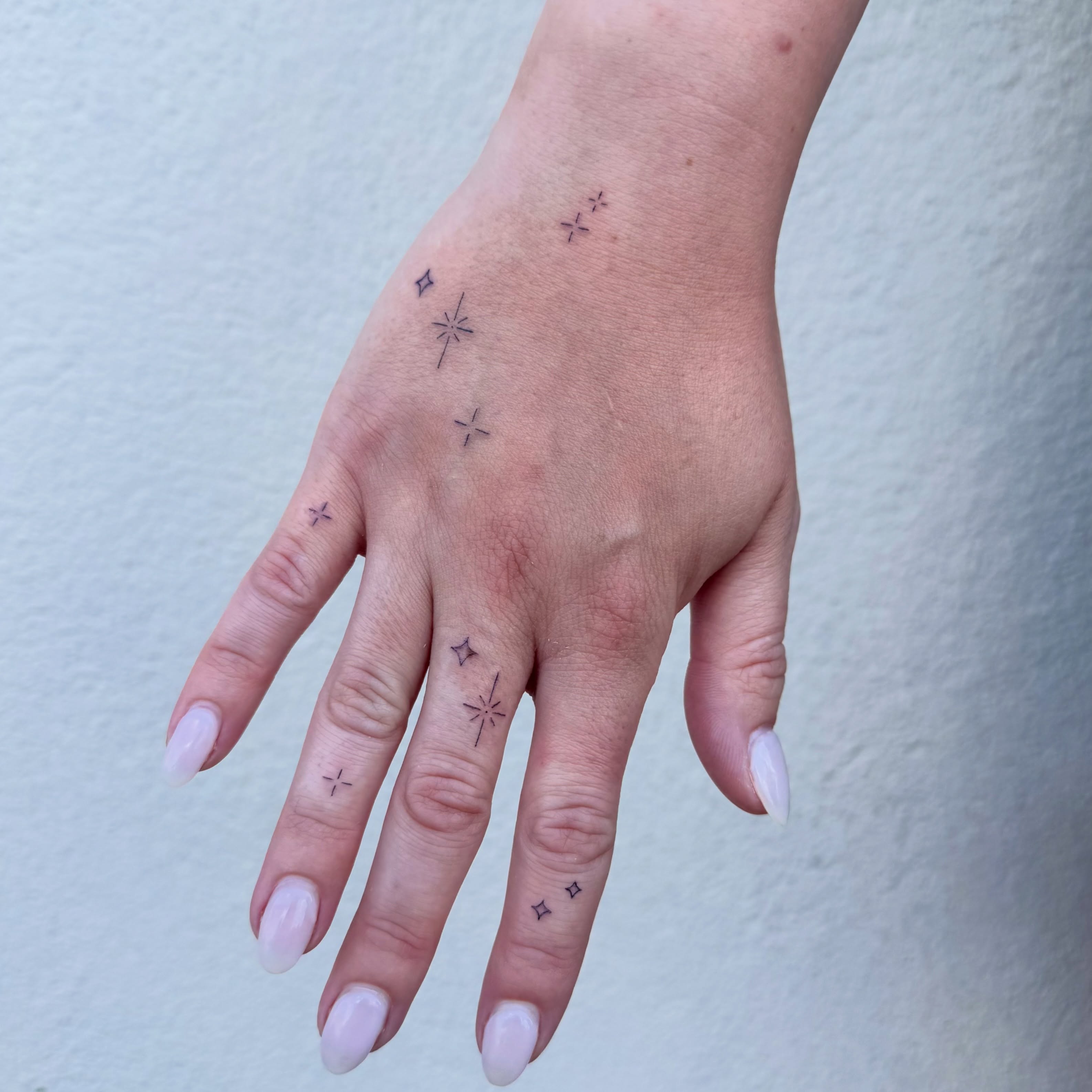 Tattoo by @madisonpaigedavenport — geometric