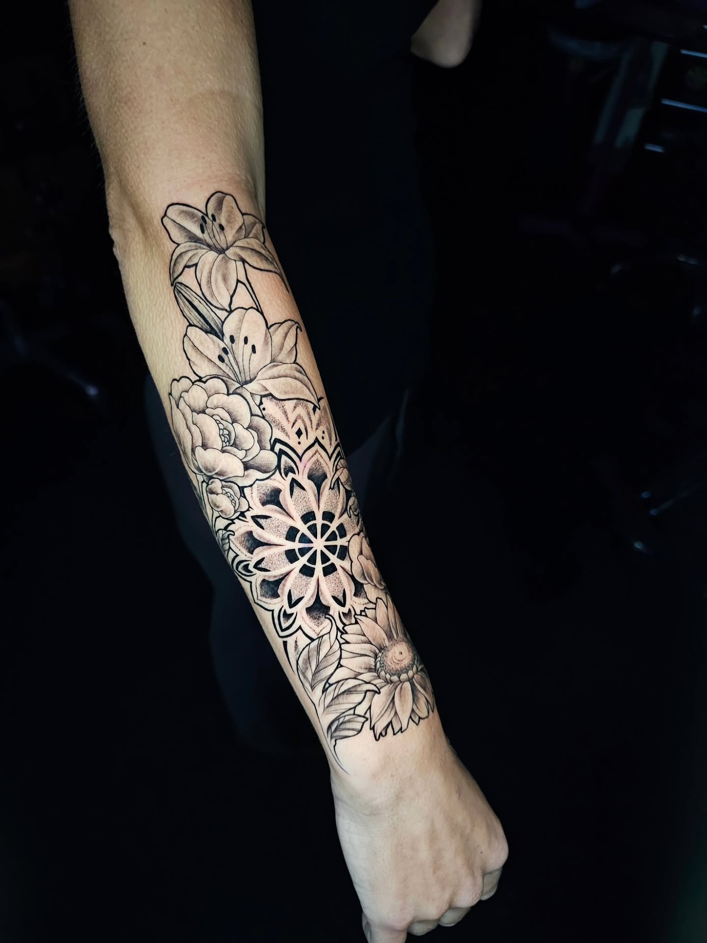 Tattoo by @tattoohaven_fxbg_va โ black_and_grey, geometric