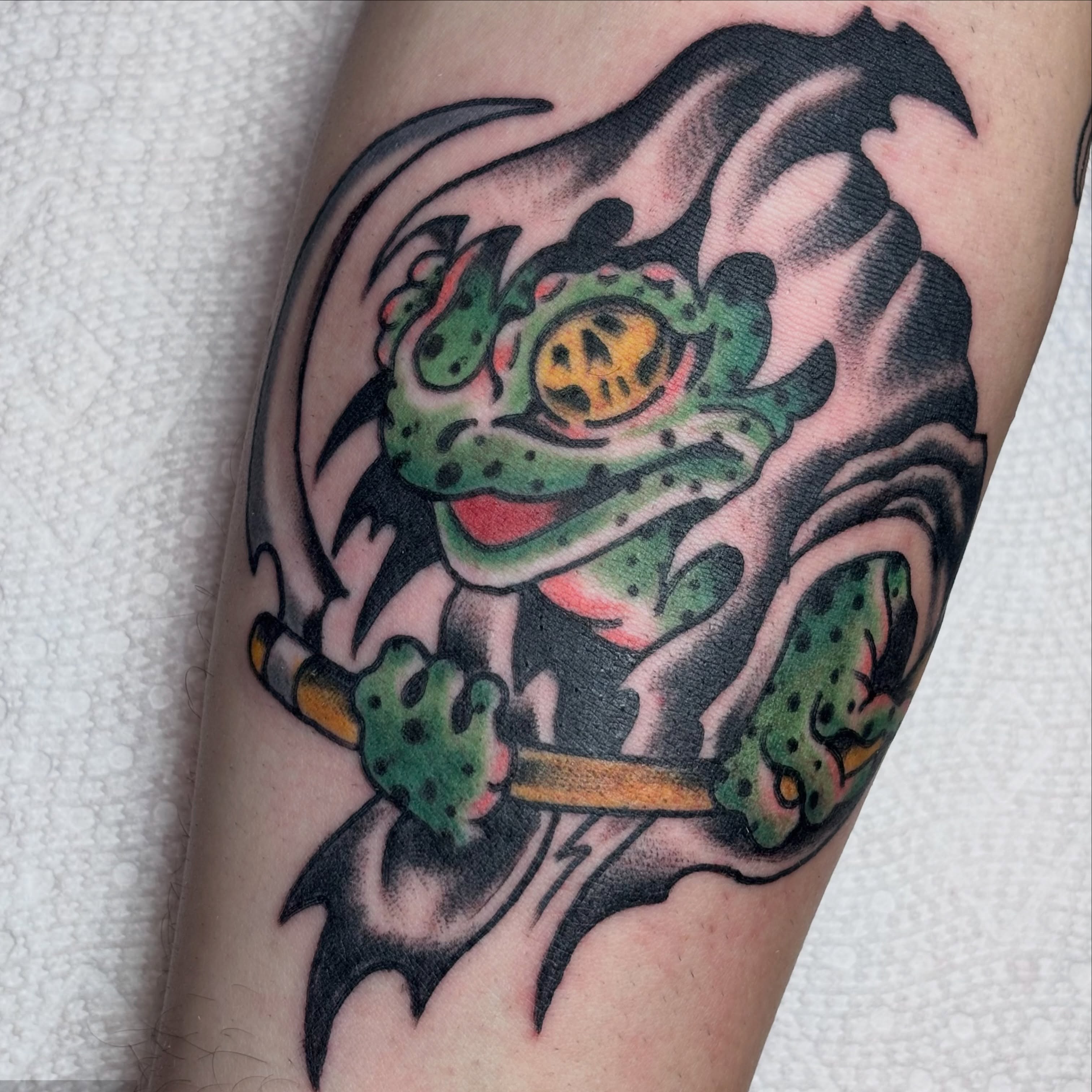 Tattoo by @lone_duck — american_traditional