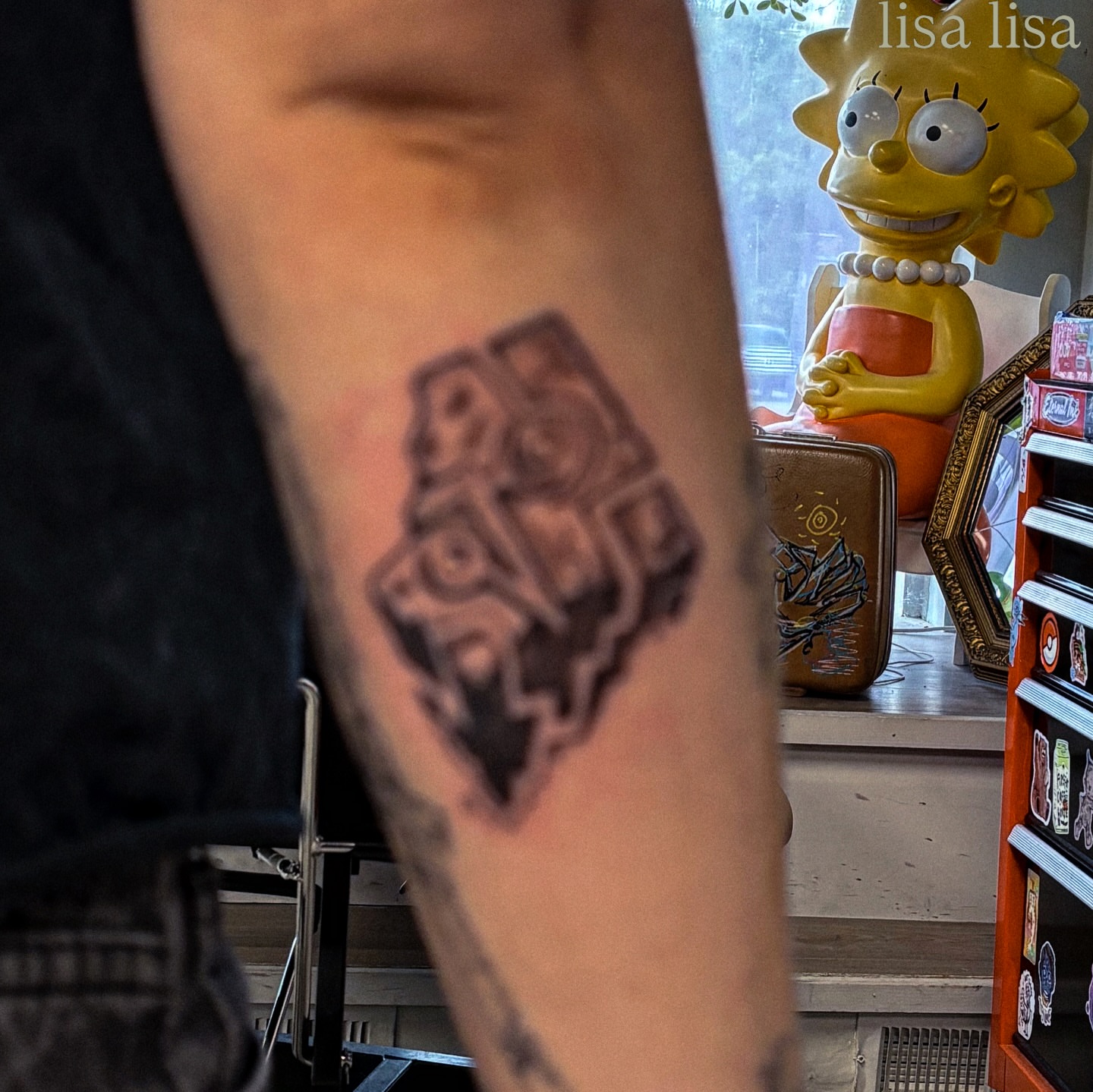 Tattoo by @smellsrotten — geometric