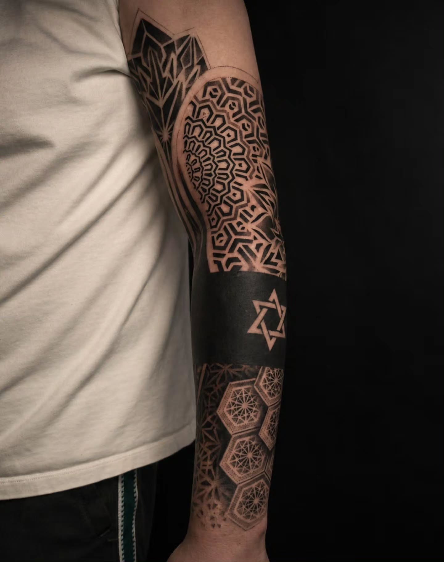 Tattoo by @toa_monti — geometric