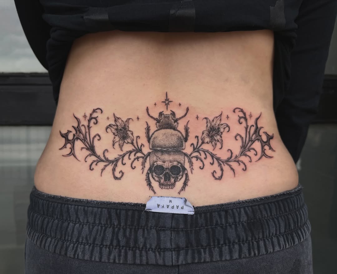 Tattoo by @doingadraw — black_and_grey, geometric