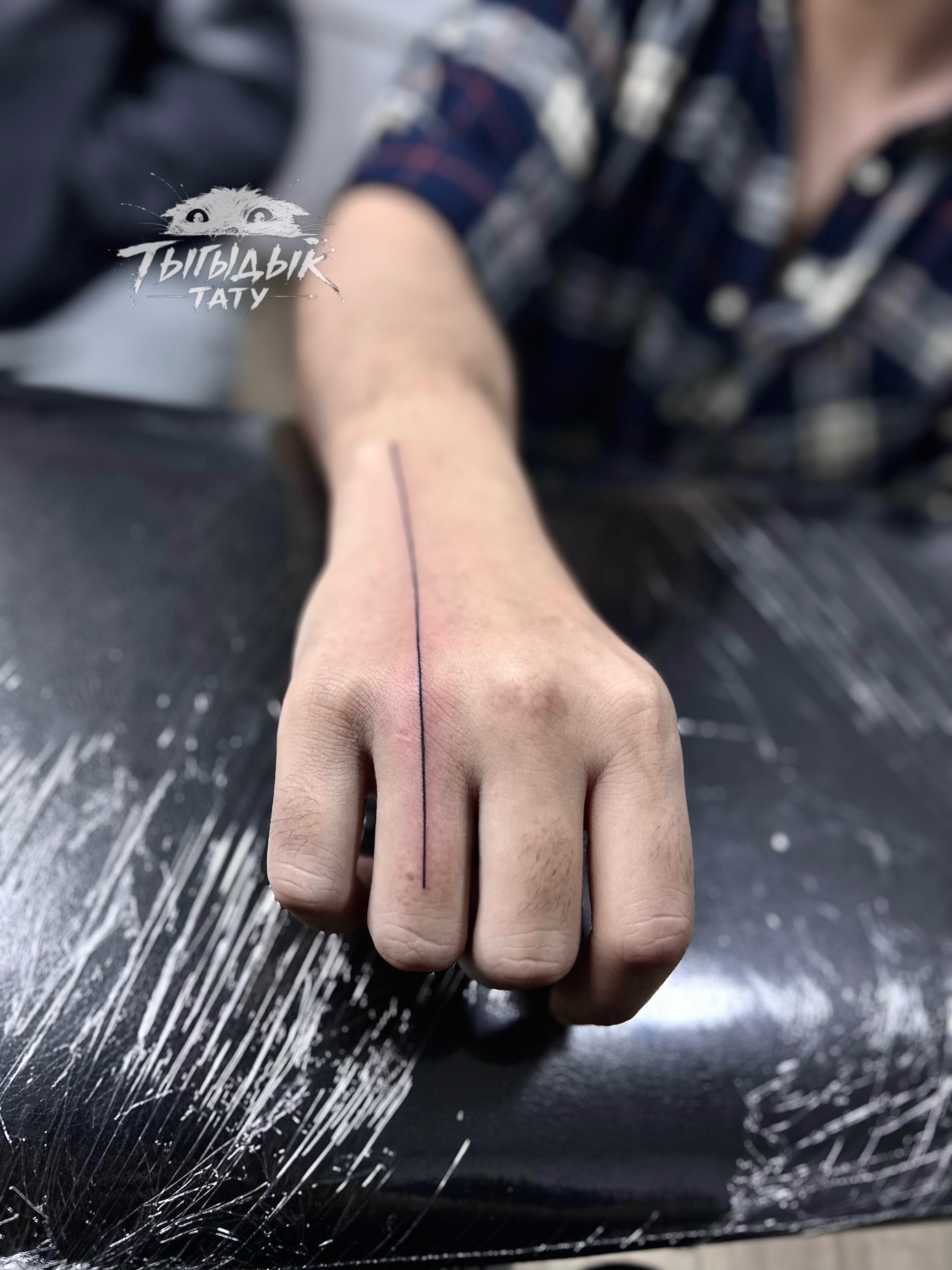 Tattoo by @tygydyk.tattoo — fine_line
