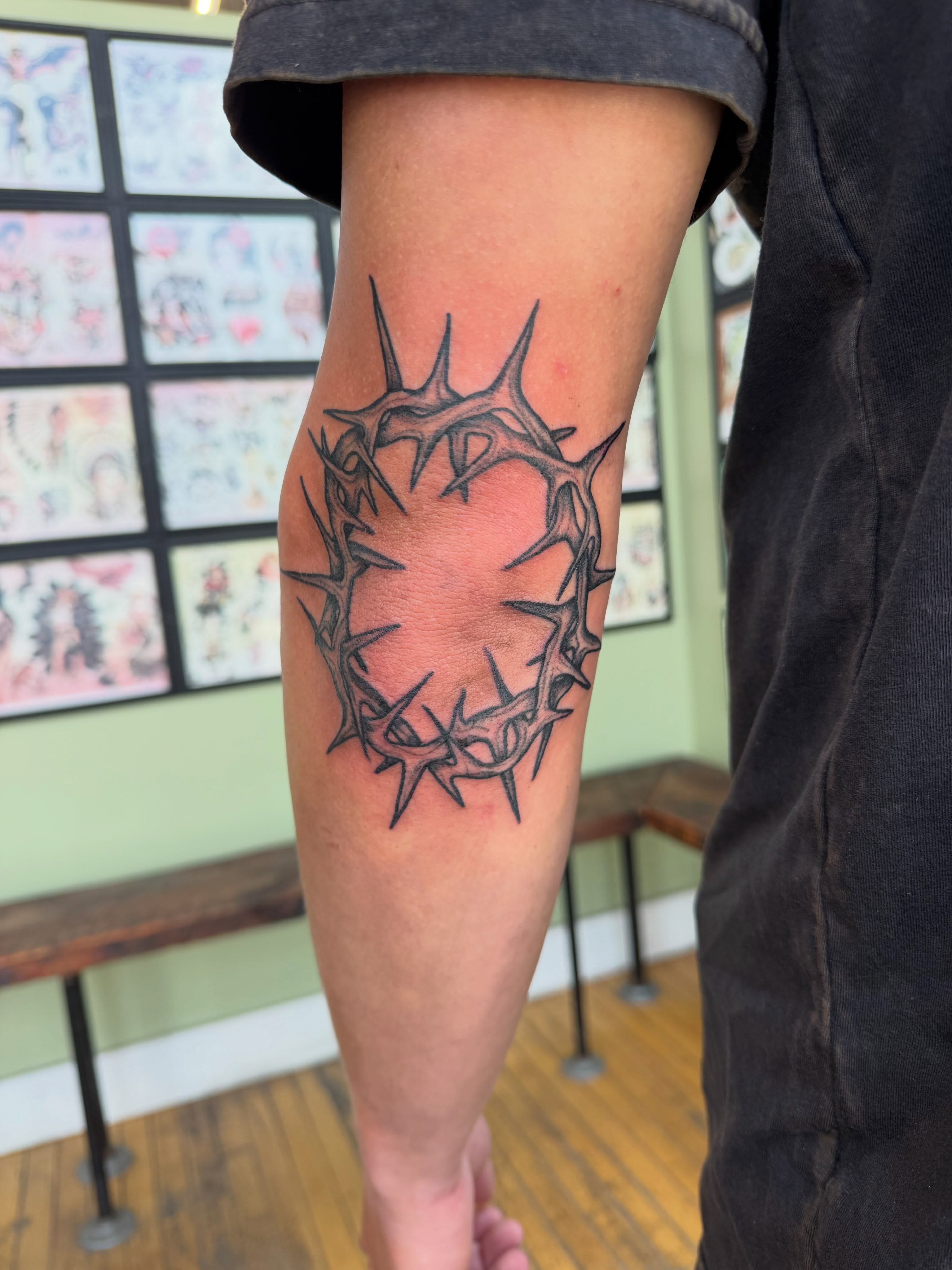Tattoo by @sethgurdtattoo — black_and_grey