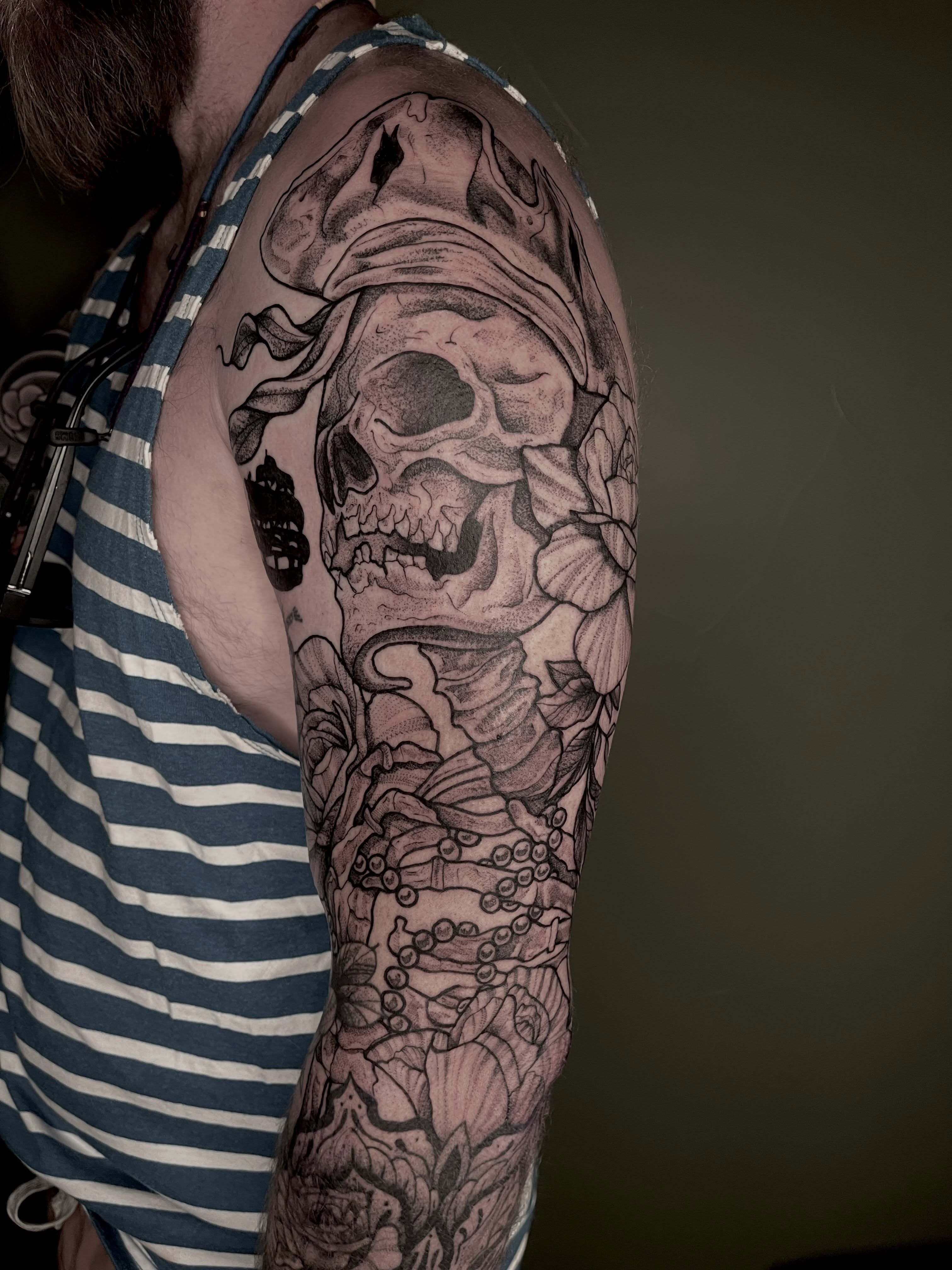 Tattoo by @bumbleknee_tattoos — black_and_grey, realism