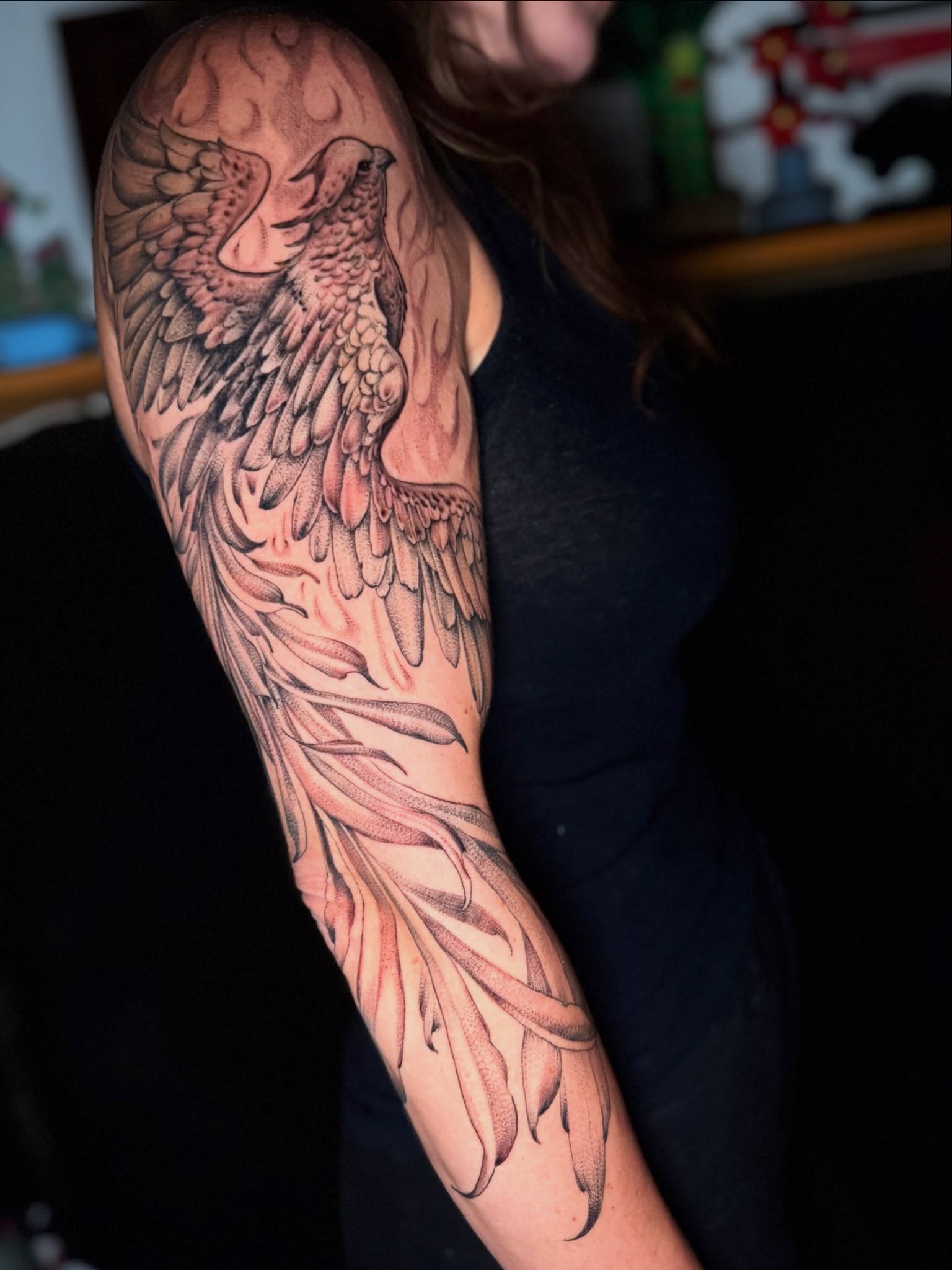 Bird realism tattoo on the forearm by Giovanna Kline