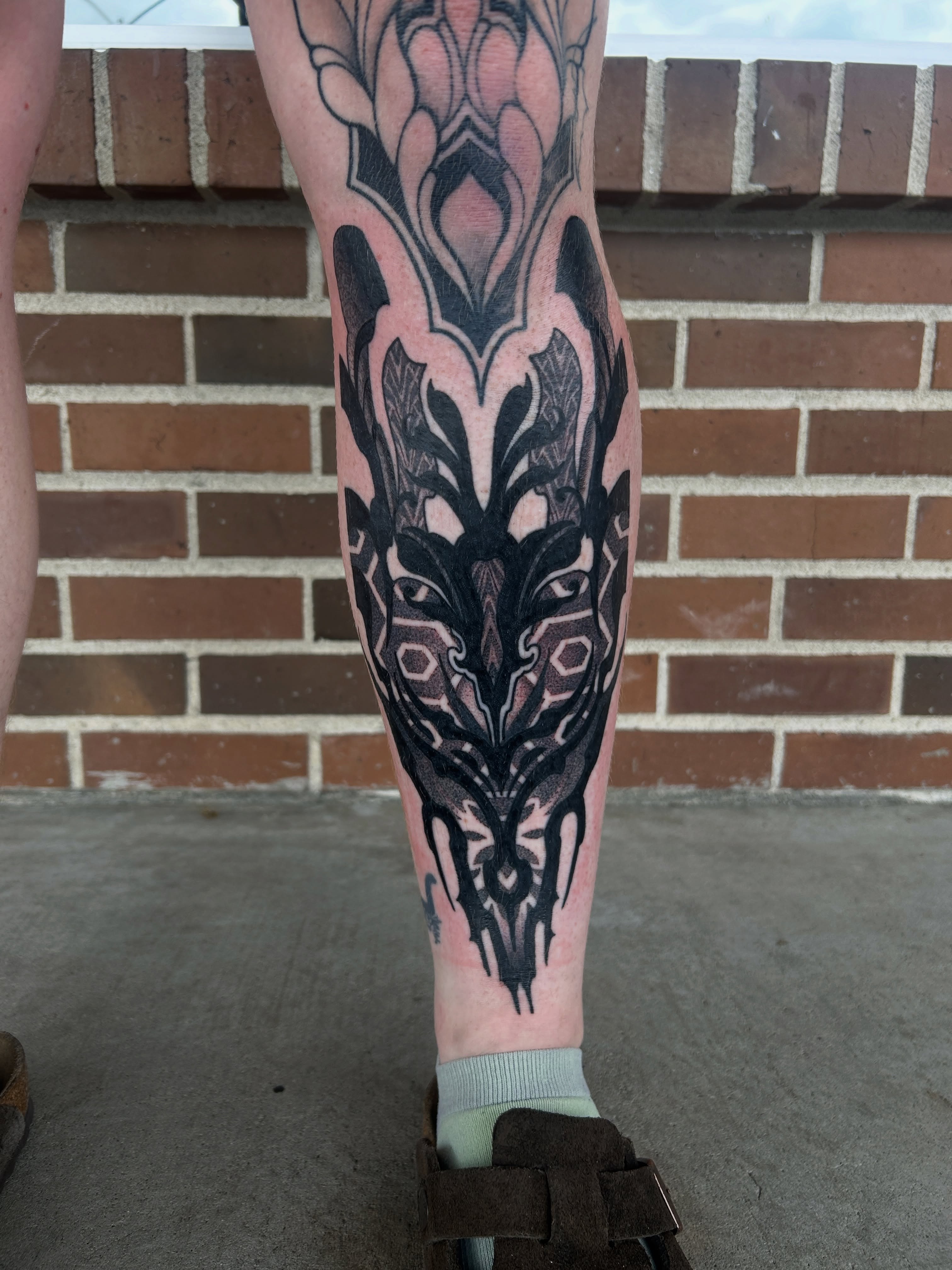 Tattoo by @dokkaebi_ink — geometric