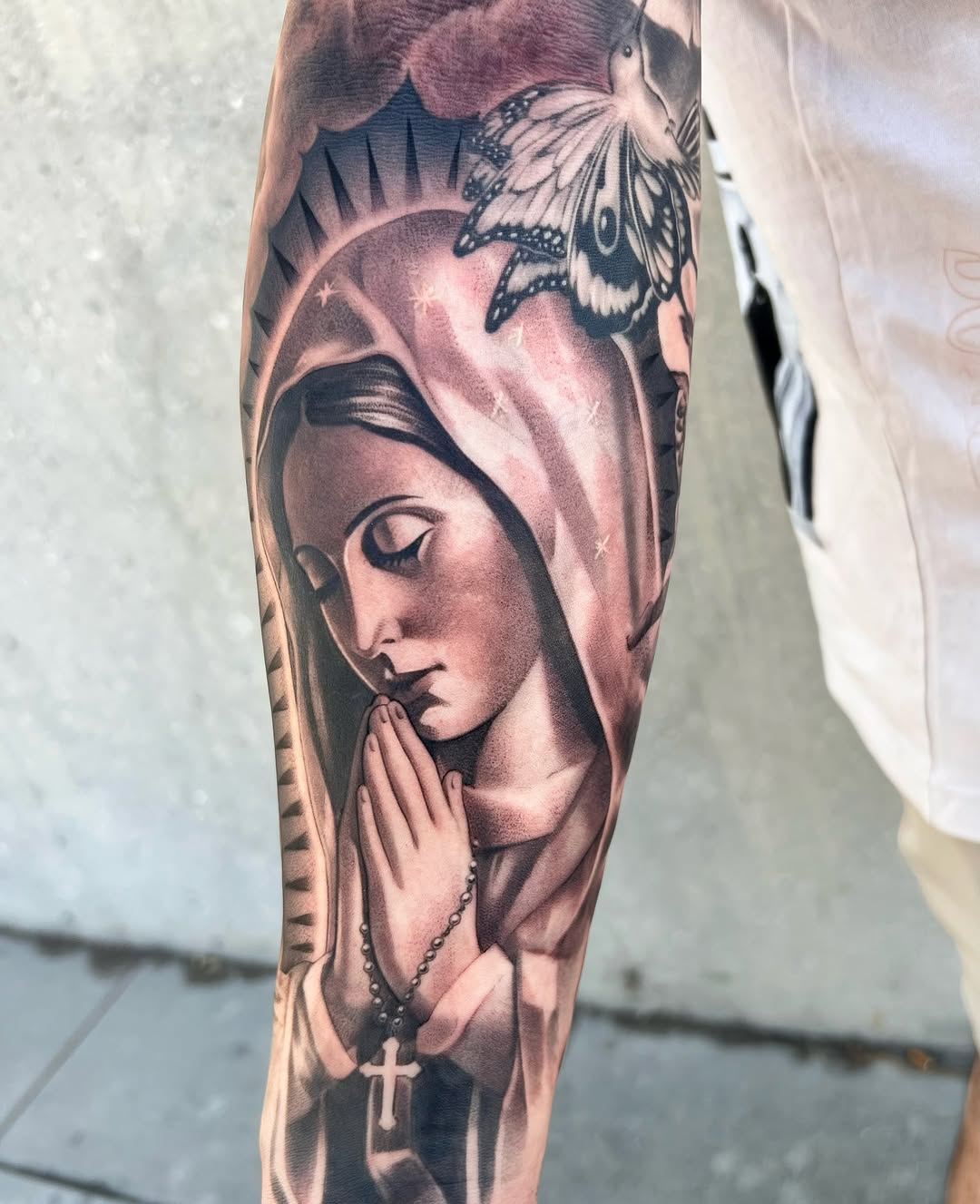 Tattoo by @anthonydavis83 โ realism