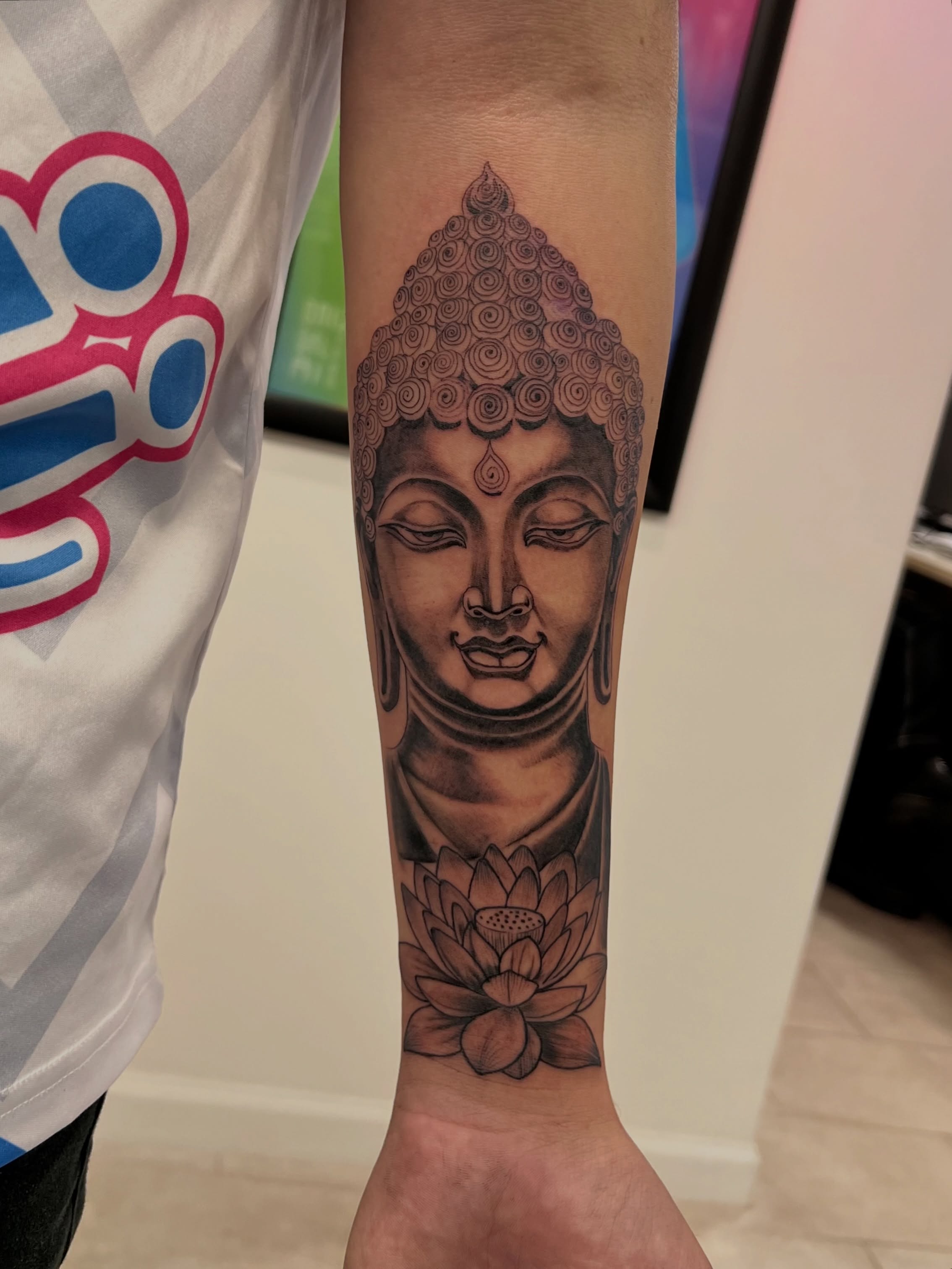 Tattoo by @godlikeadog โ black_and_grey, realism