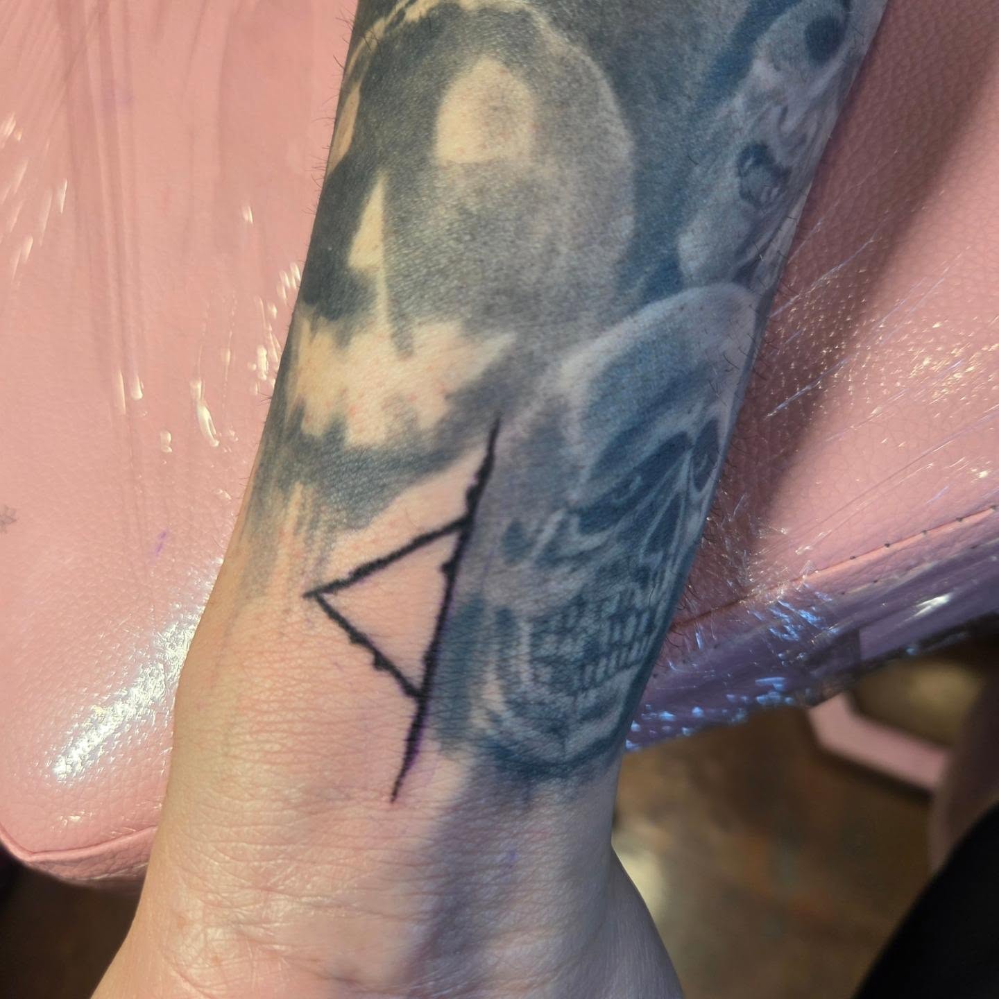 Arrow black and grey tattoo on the forearm by Raven FM-Tattoo Apprentice